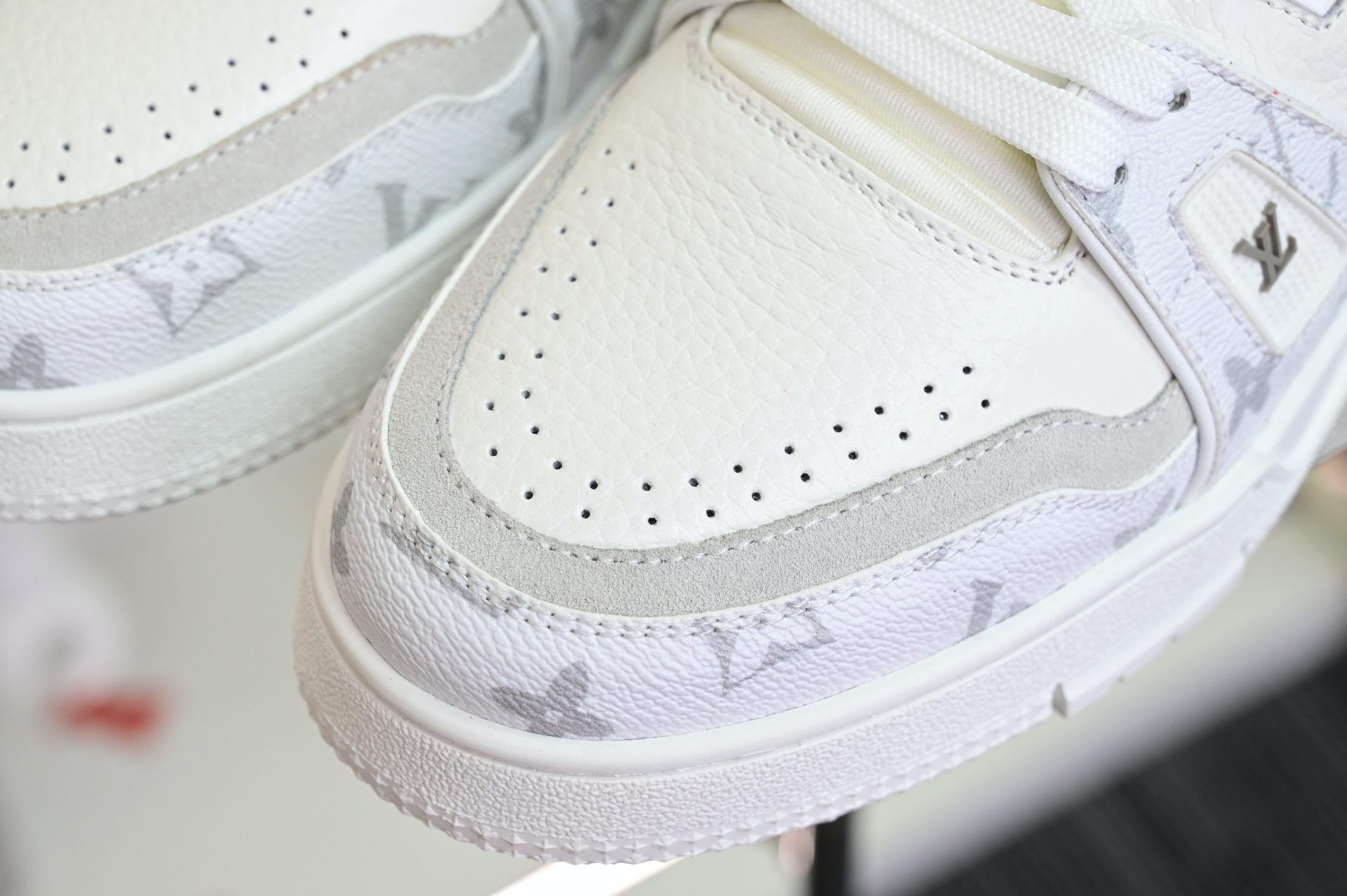 Louis Vuitton  LV  Trainer