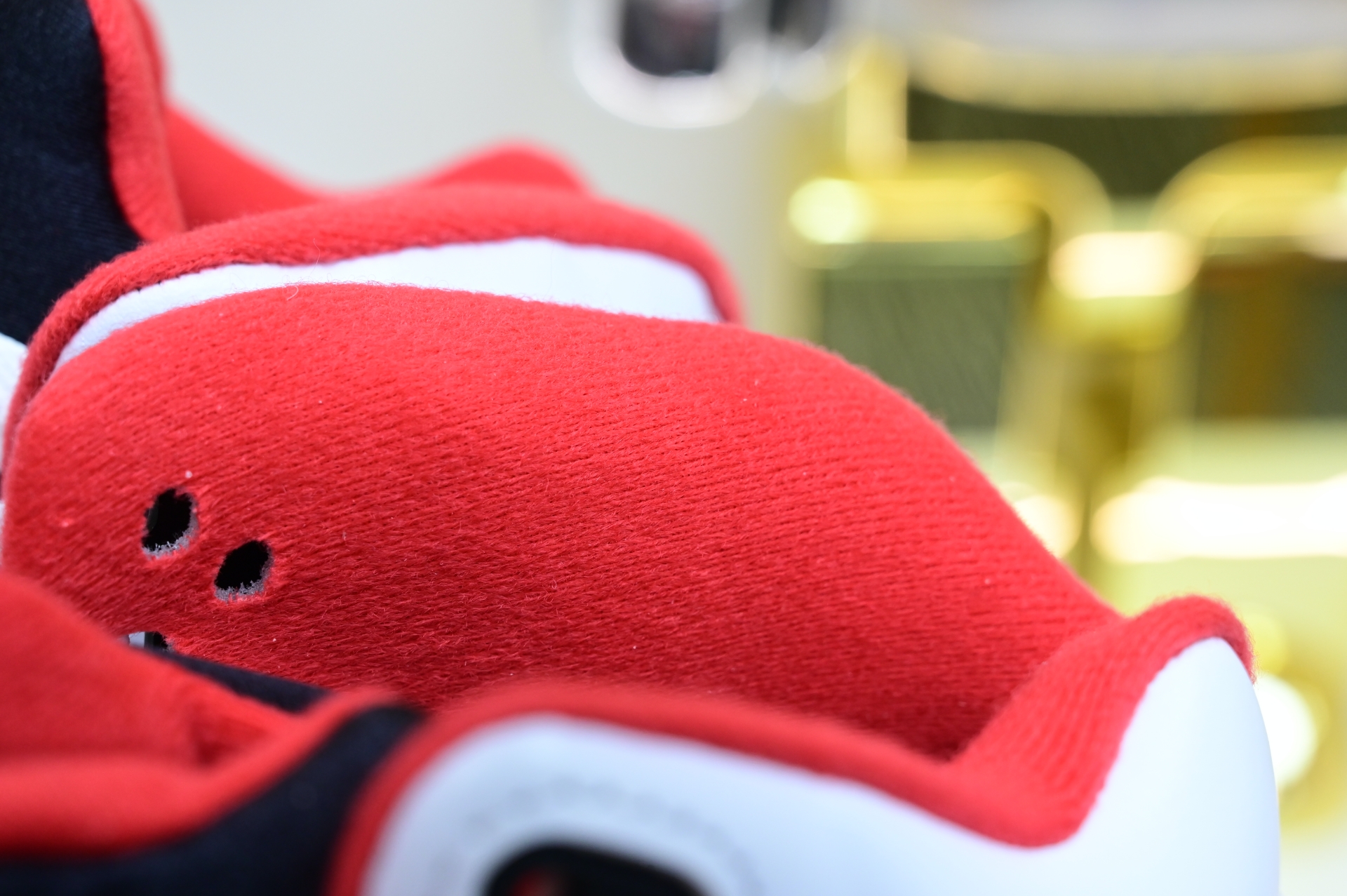 Air Jordan 5 Fire Red“Black Tongue”  HQ7978-101