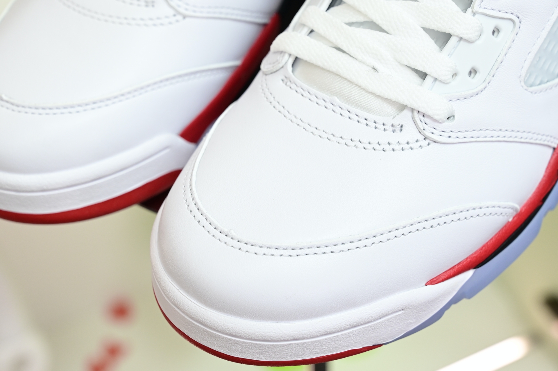 Air Jordan 5 Fire Red“Black Tongue”  HQ7978-101