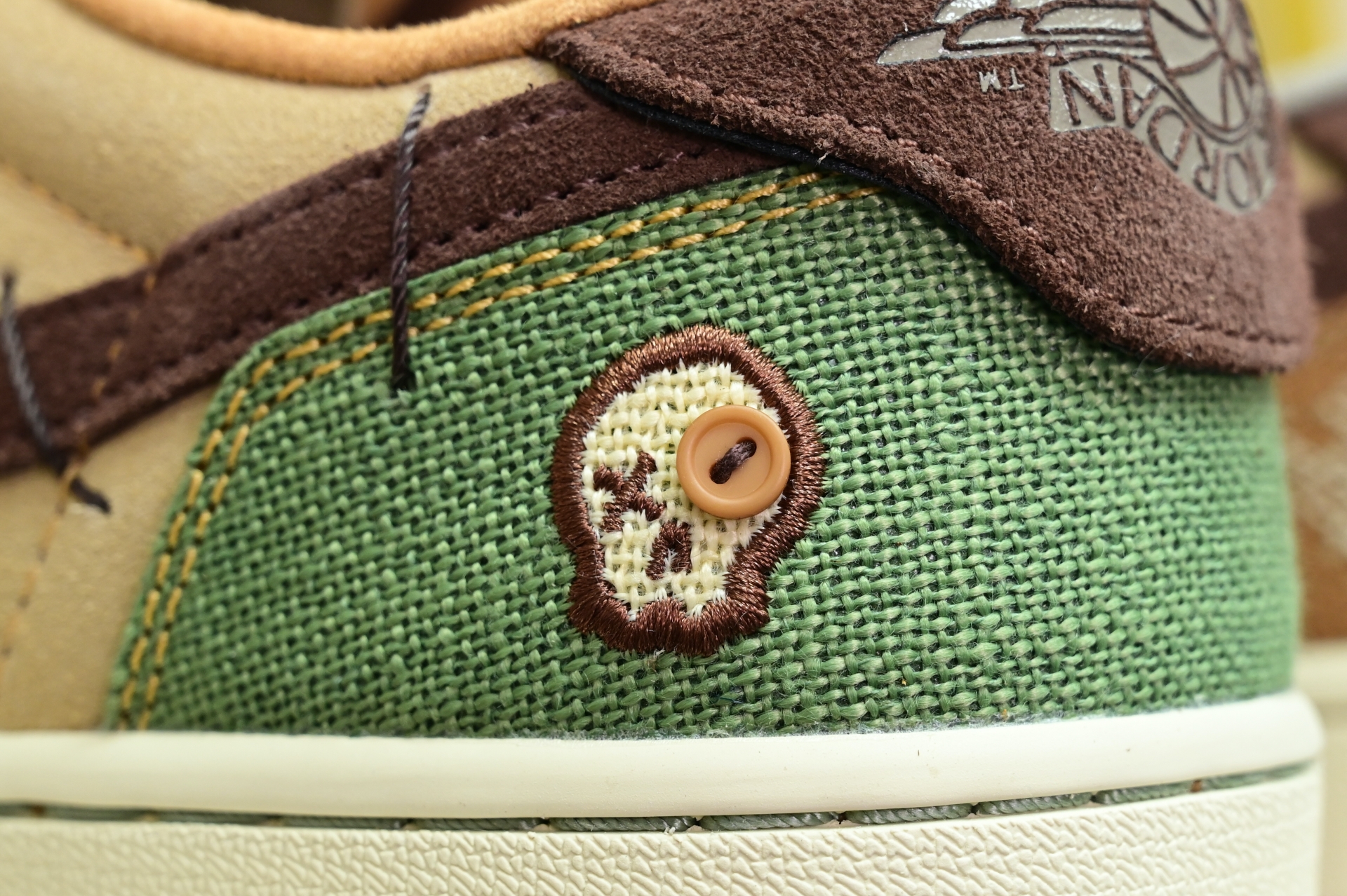 Zion Williamson x  Air Jordan 1retro low og