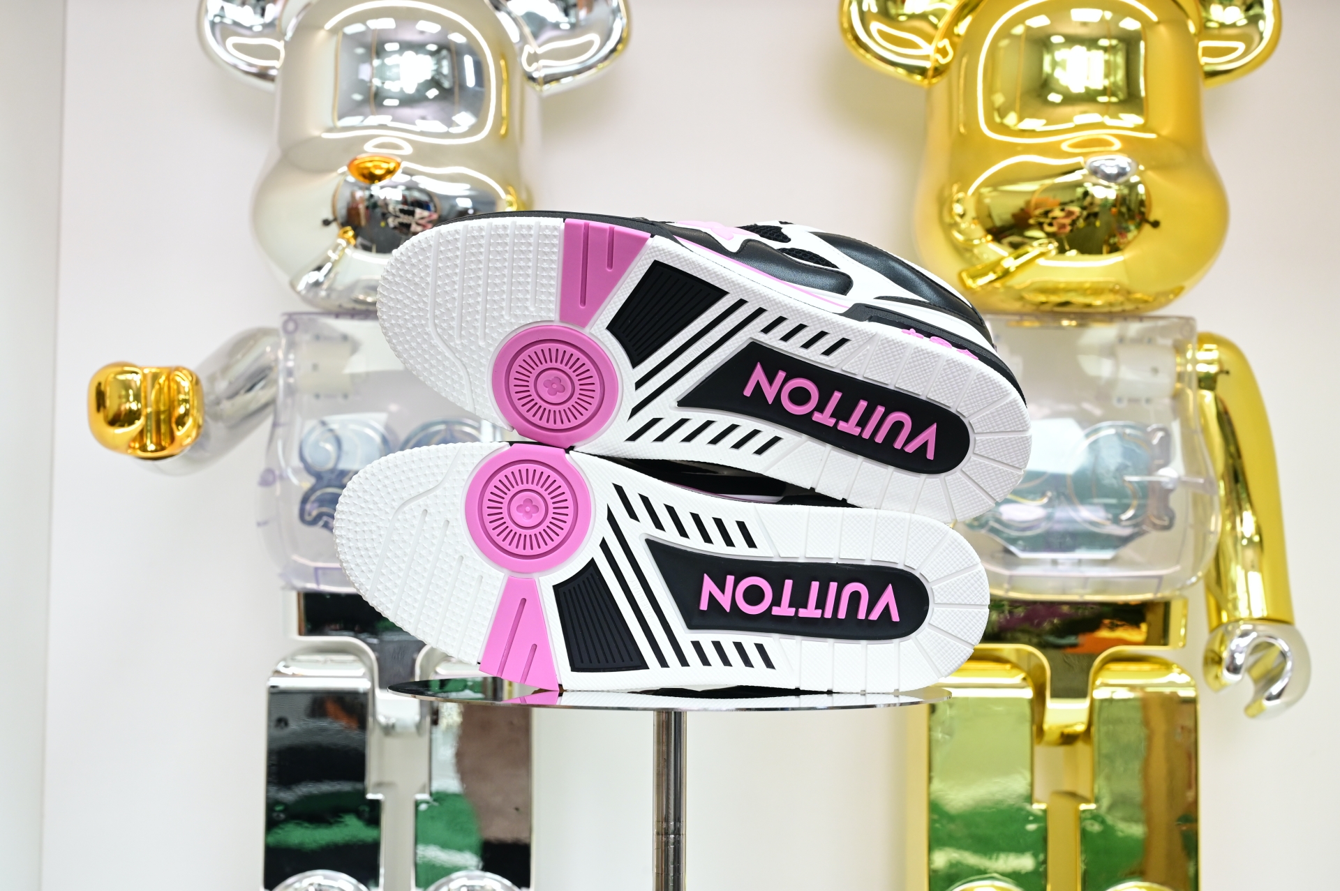 Louis Vuitton  LV  Skate