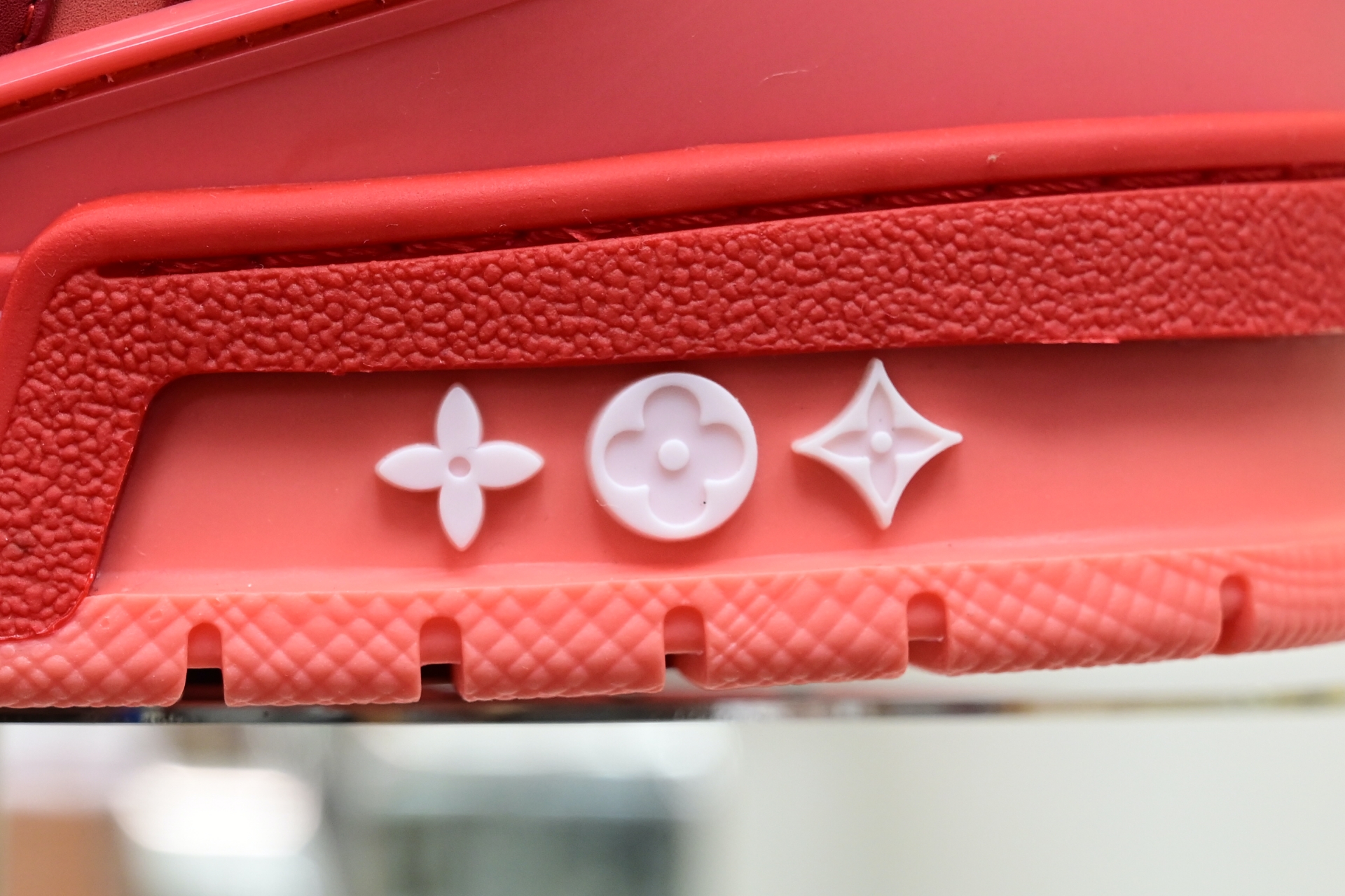 Louis Vuitton  LV  Skate