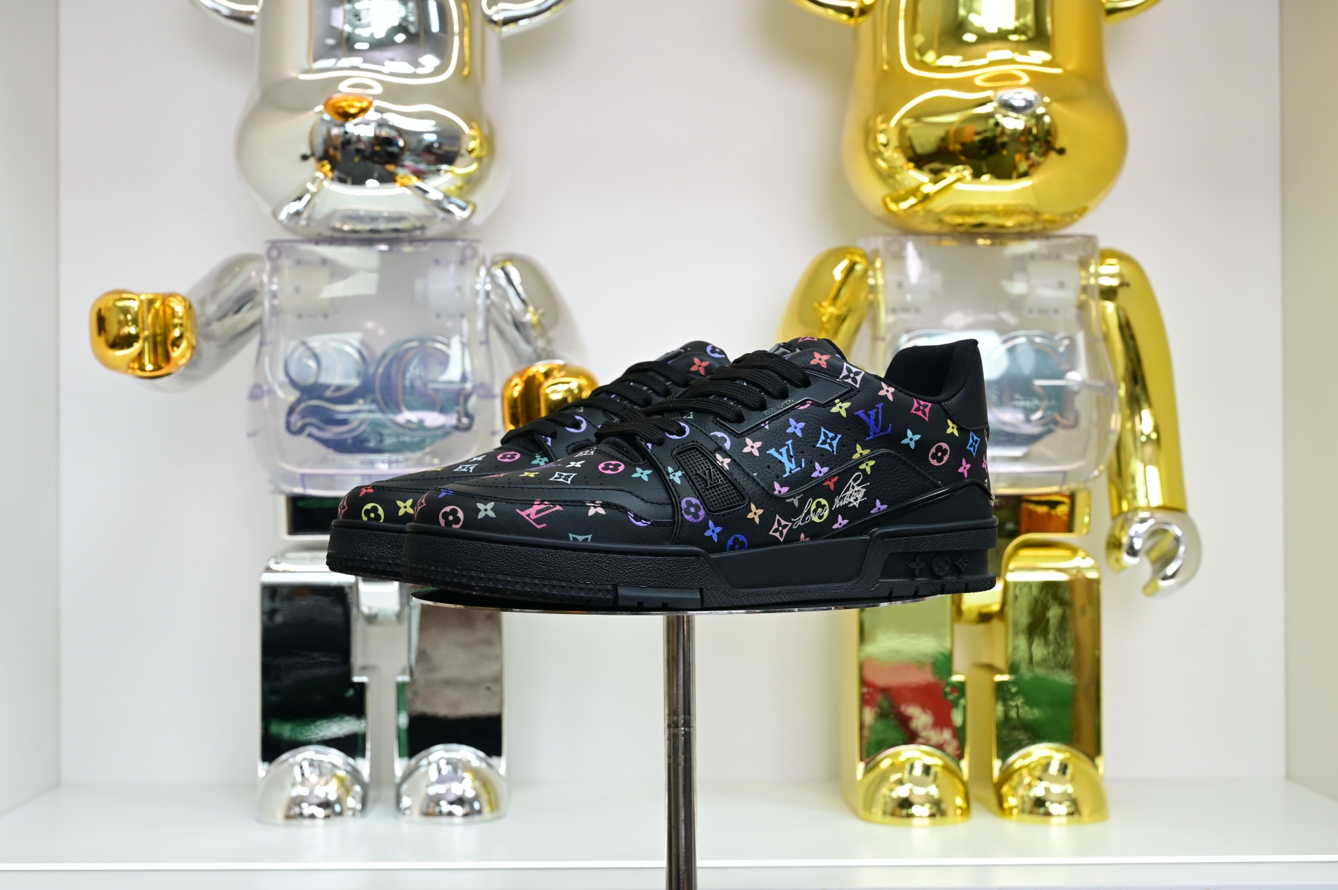Takashi Murakami x Louis Vuitton  LV  Trainer
