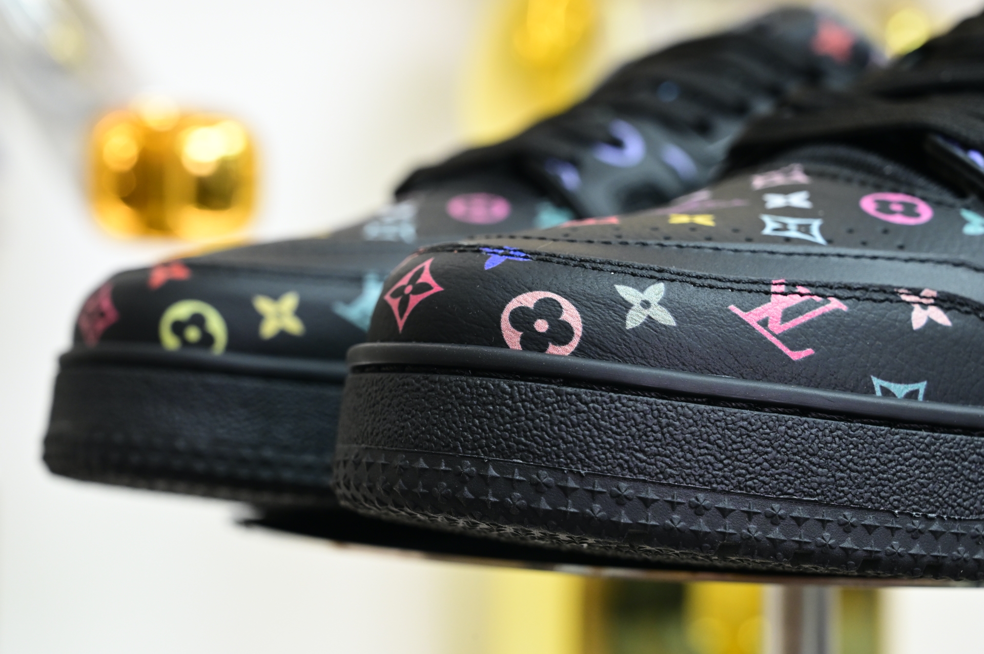 Takashi Murakami x Louis Vuitton  LV  Trainer
