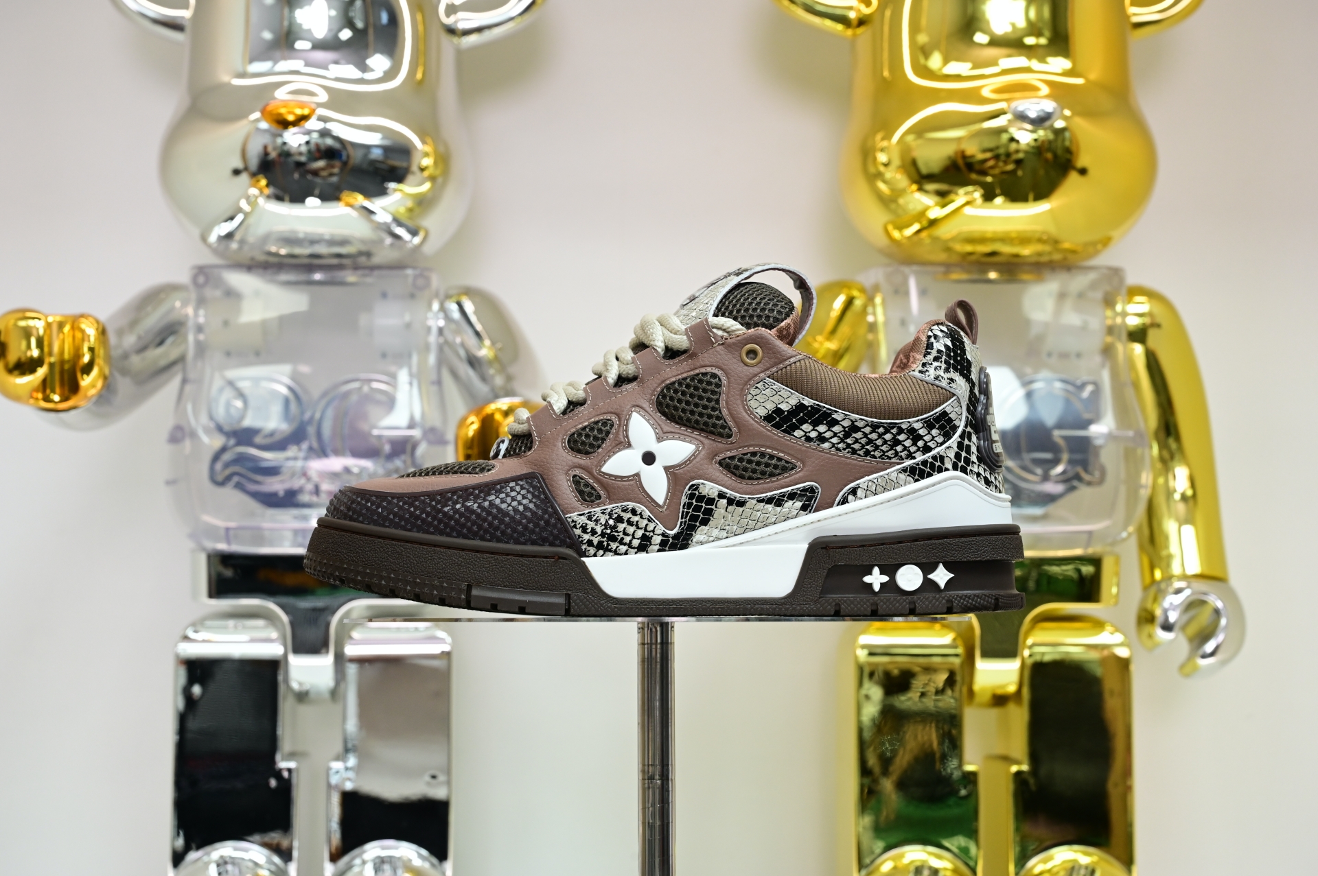 Louis Vuitton  LV  Skate