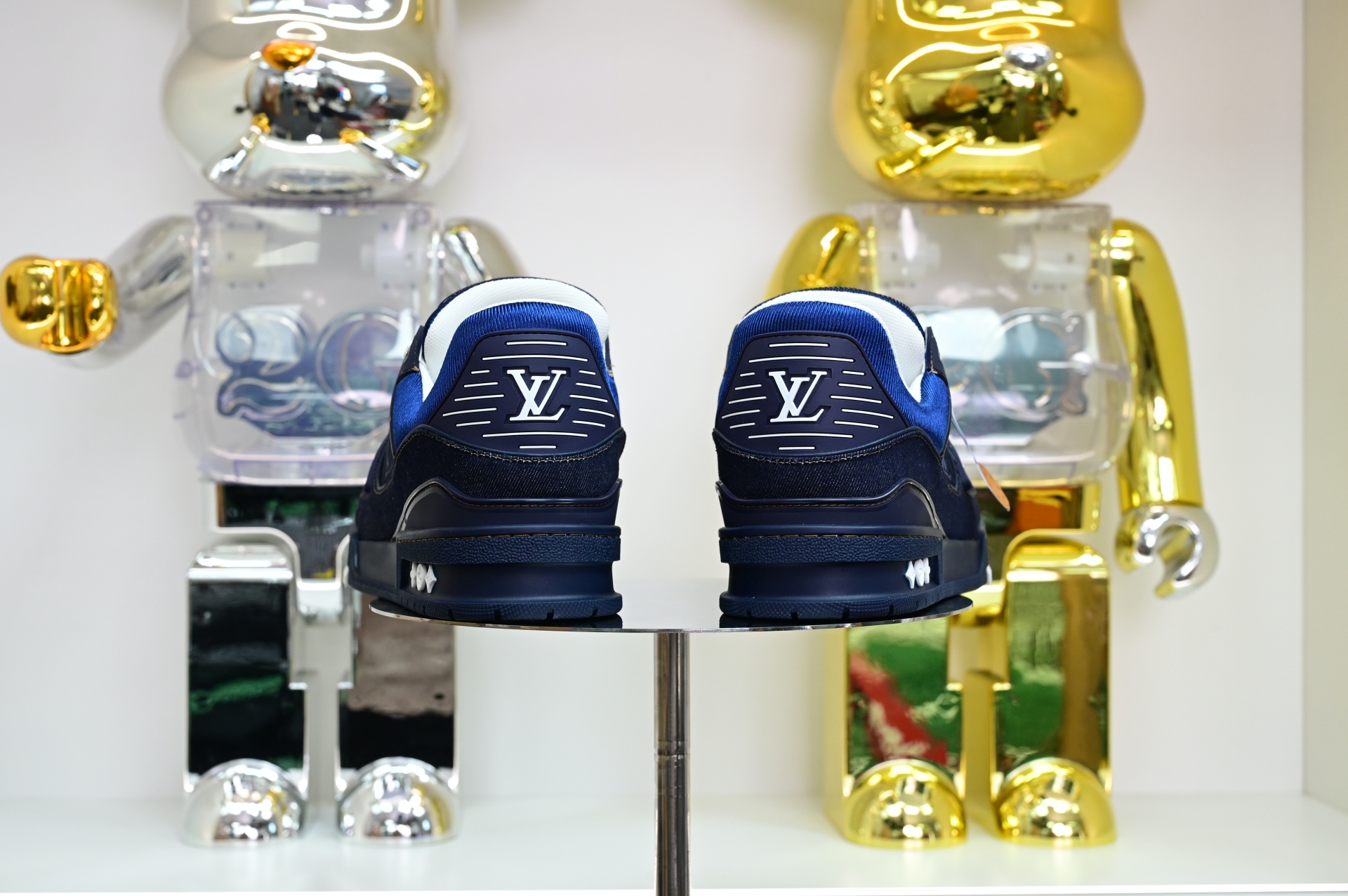 Louis Vuitton  LV   Trainer