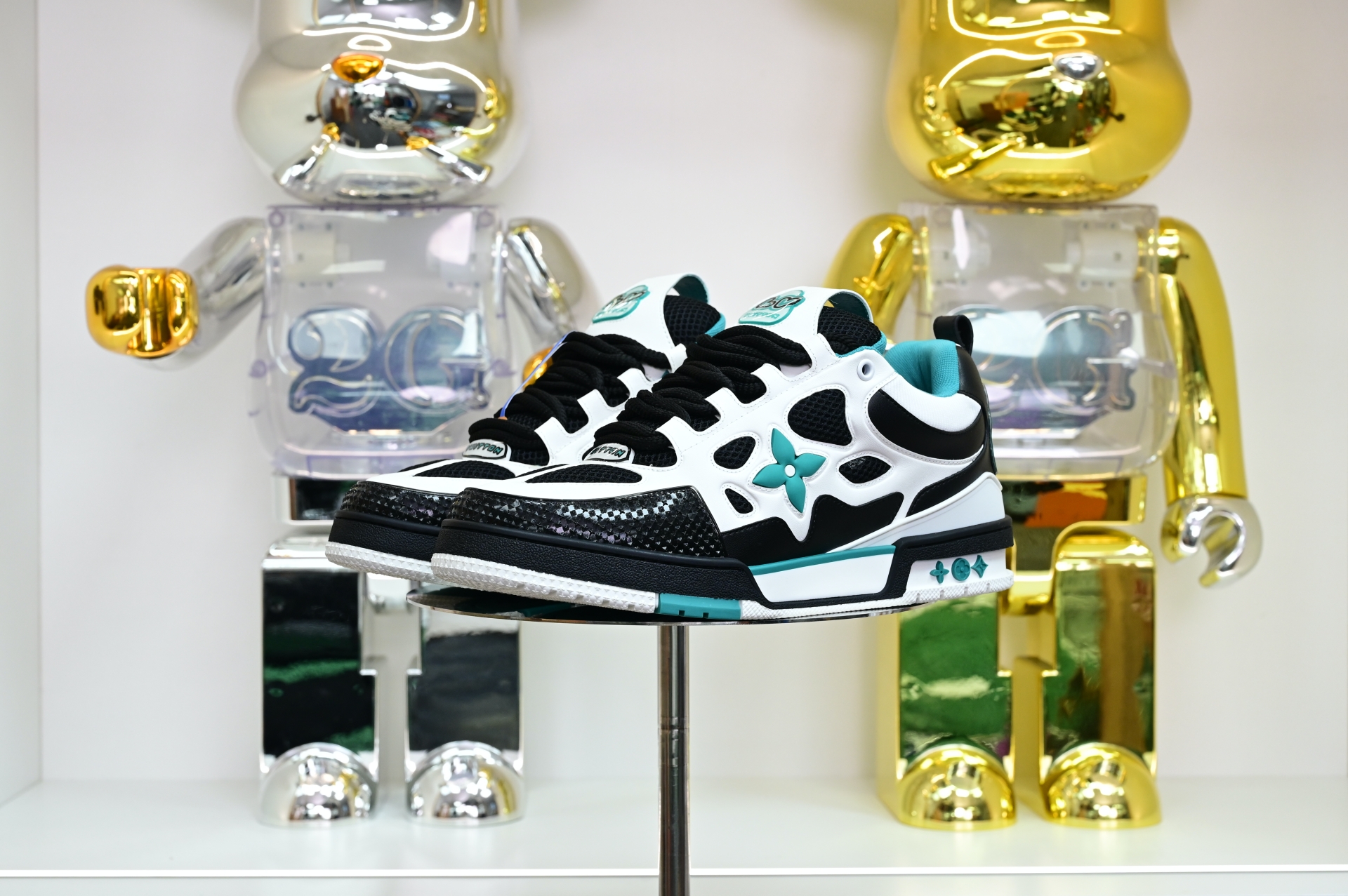 Louis Vuitton  LV  Skate