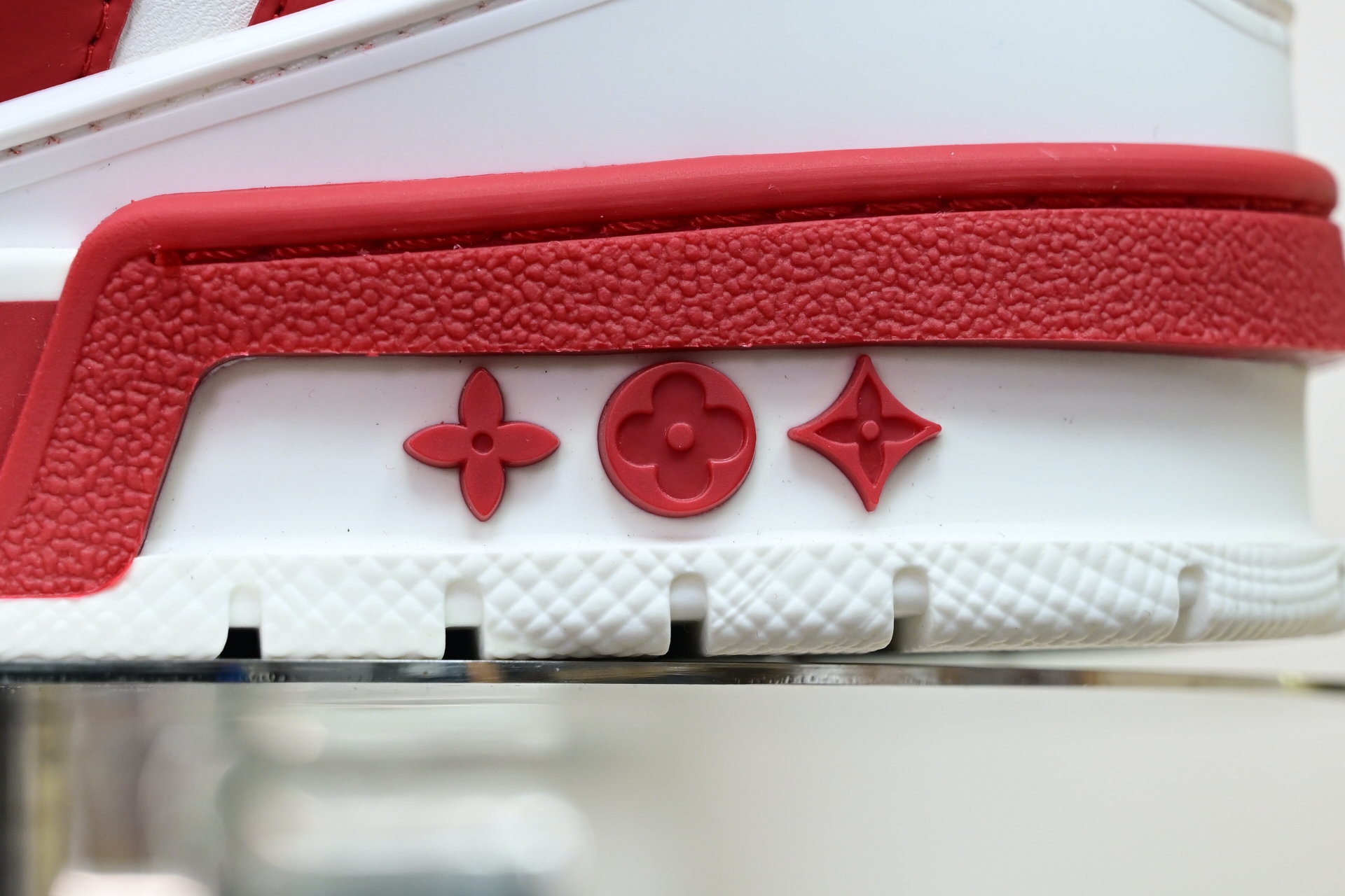 Louis Vuitton  LV  Skate