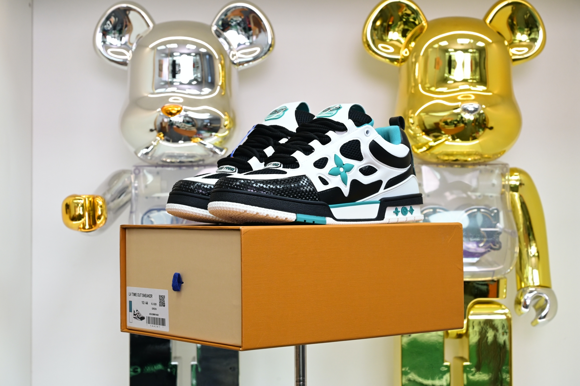 Louis Vuitton  LV  Skate