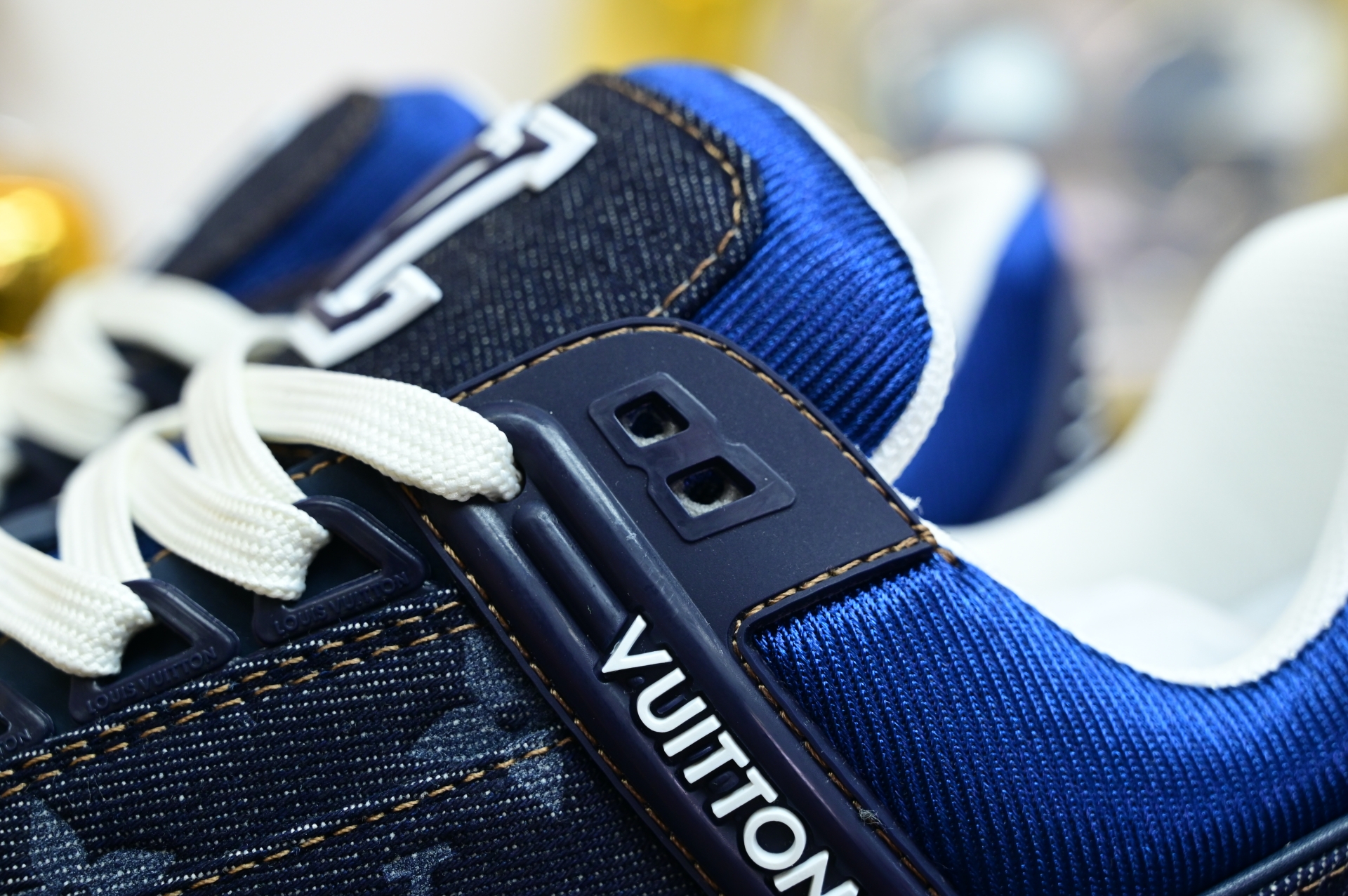 Louis Vuitton  LV   Trainer