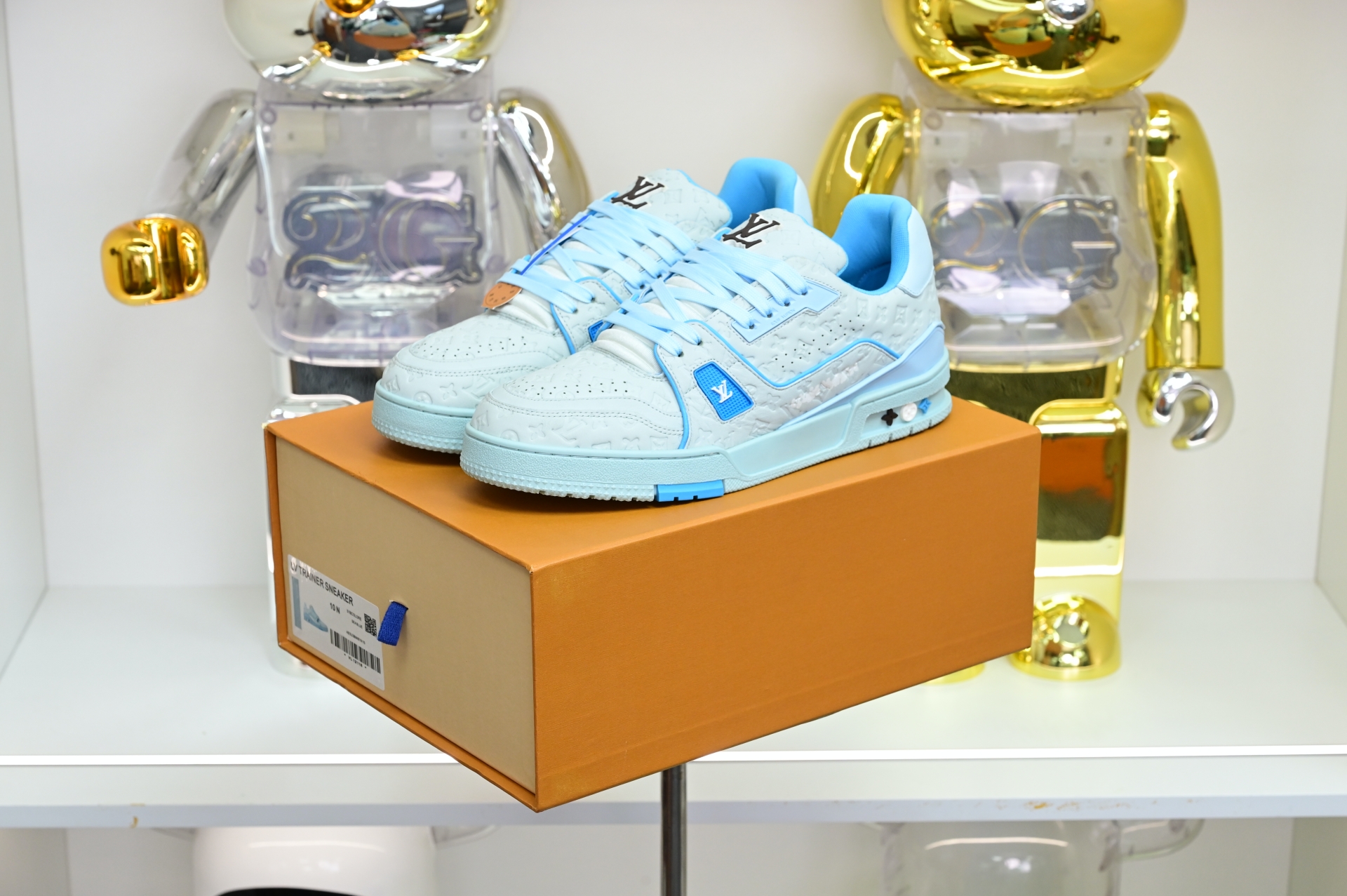 Louis Vuitton  LV   Trainer