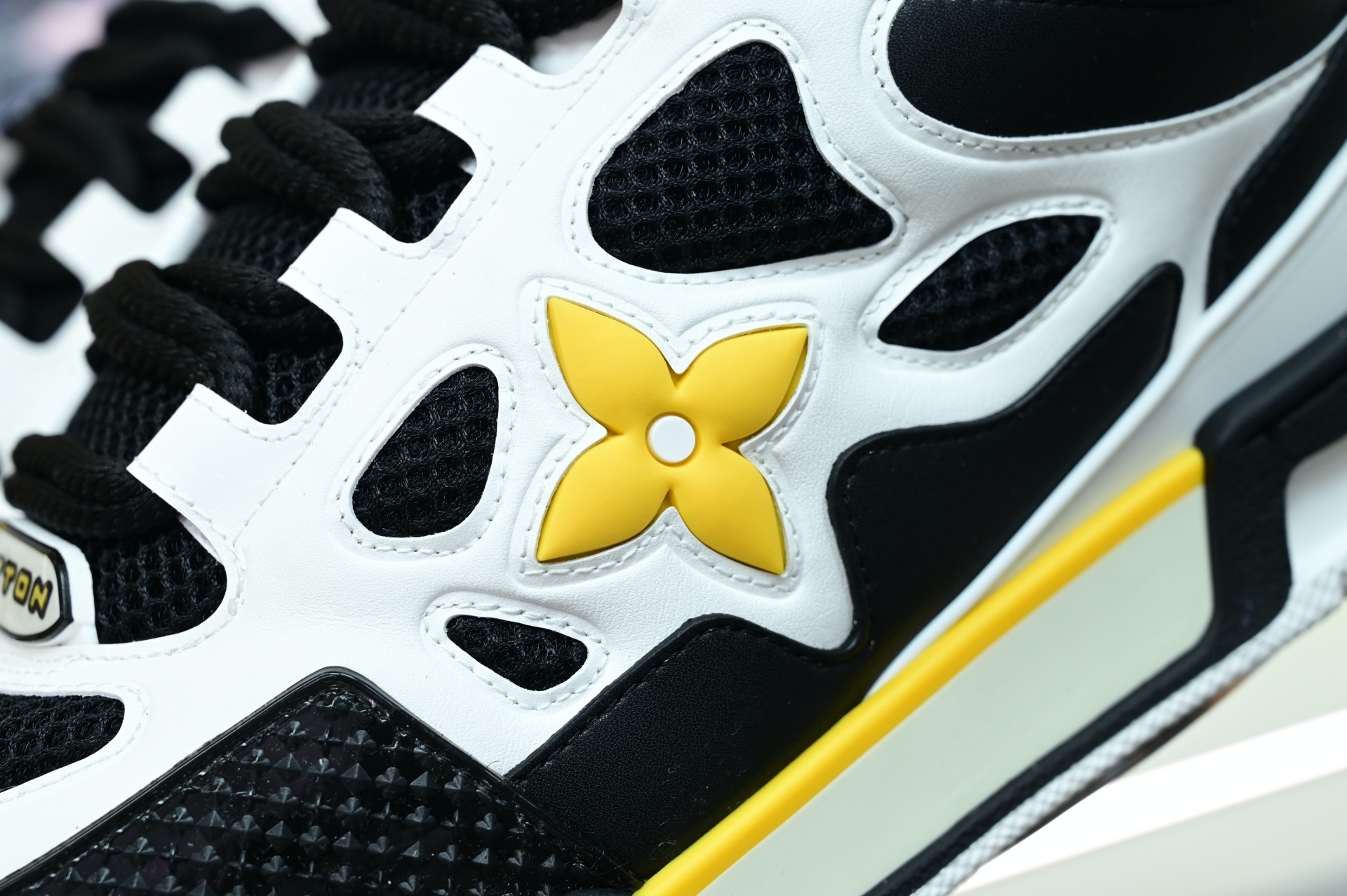 Louis Vuitton  LV  Skate