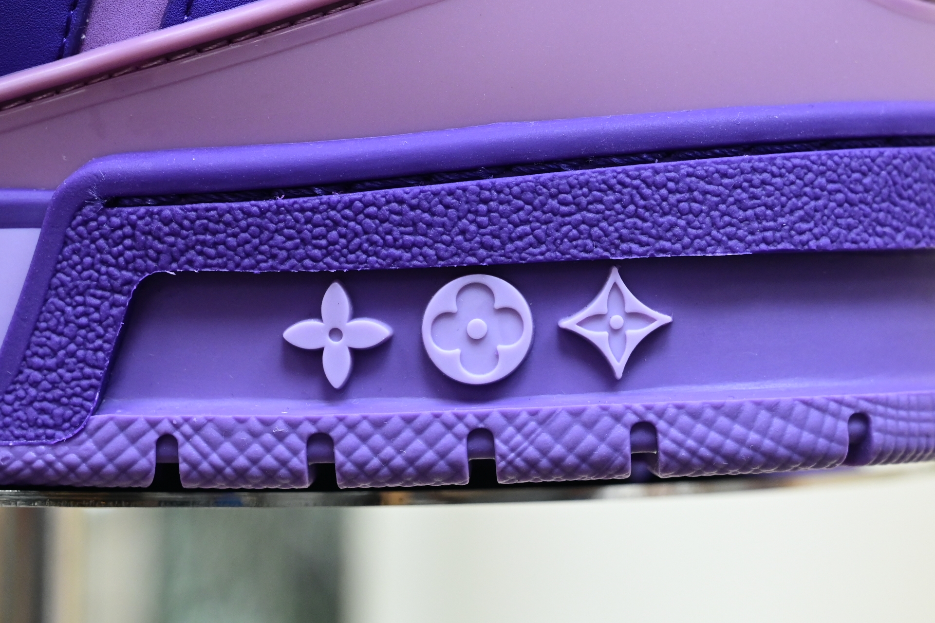 Louis Vuitton  LV  Skate