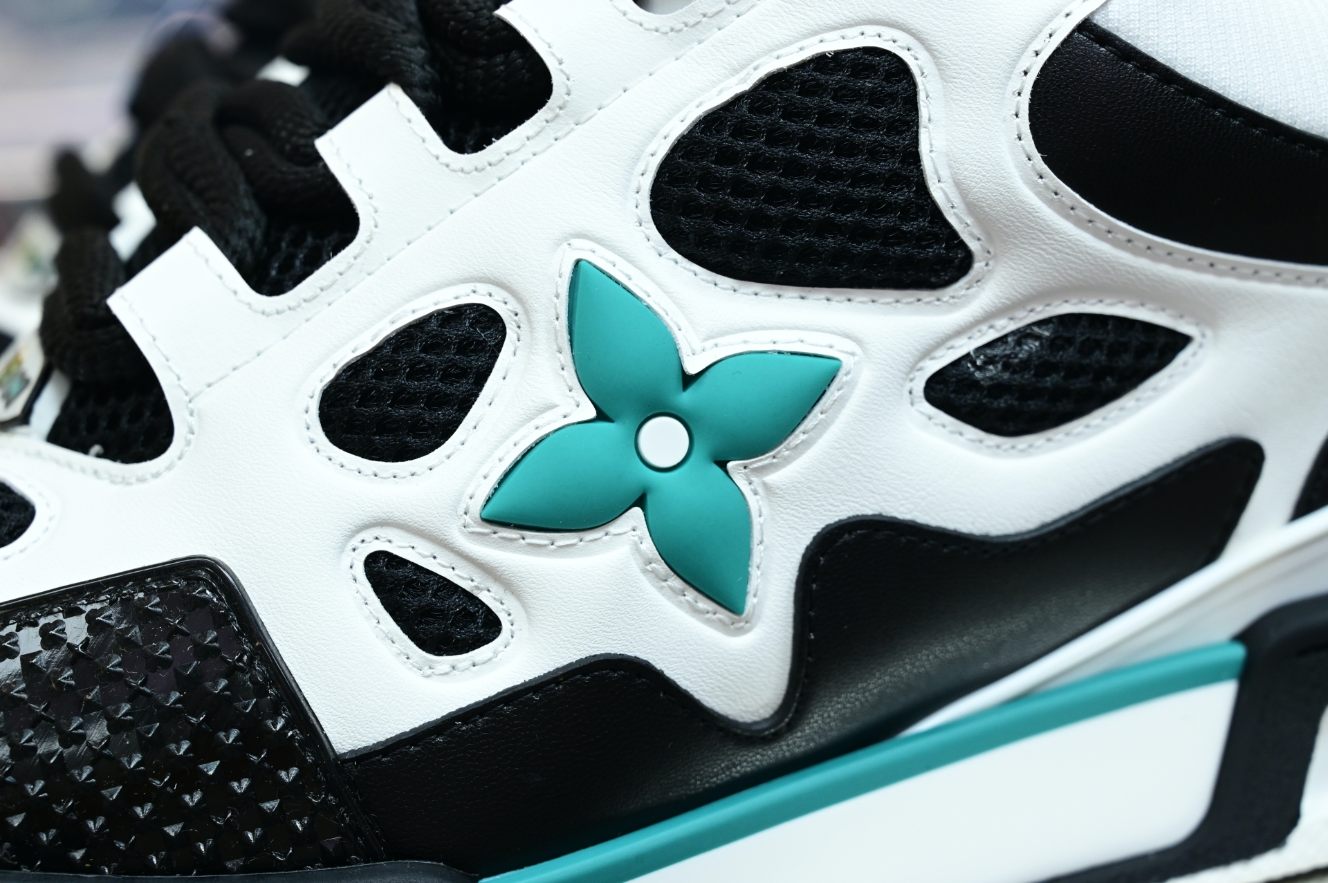 Louis Vuitton  LV  Skate