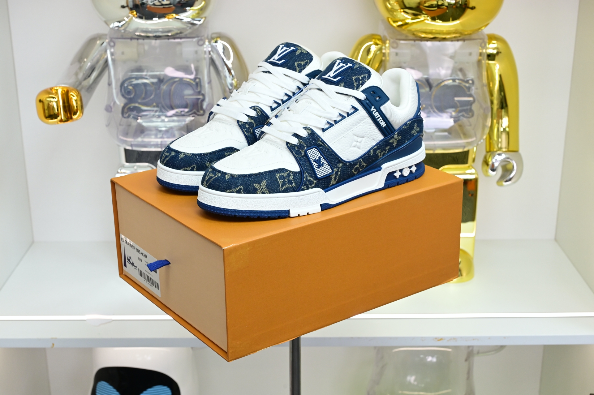 Louis Vuitton  LV    Trainer