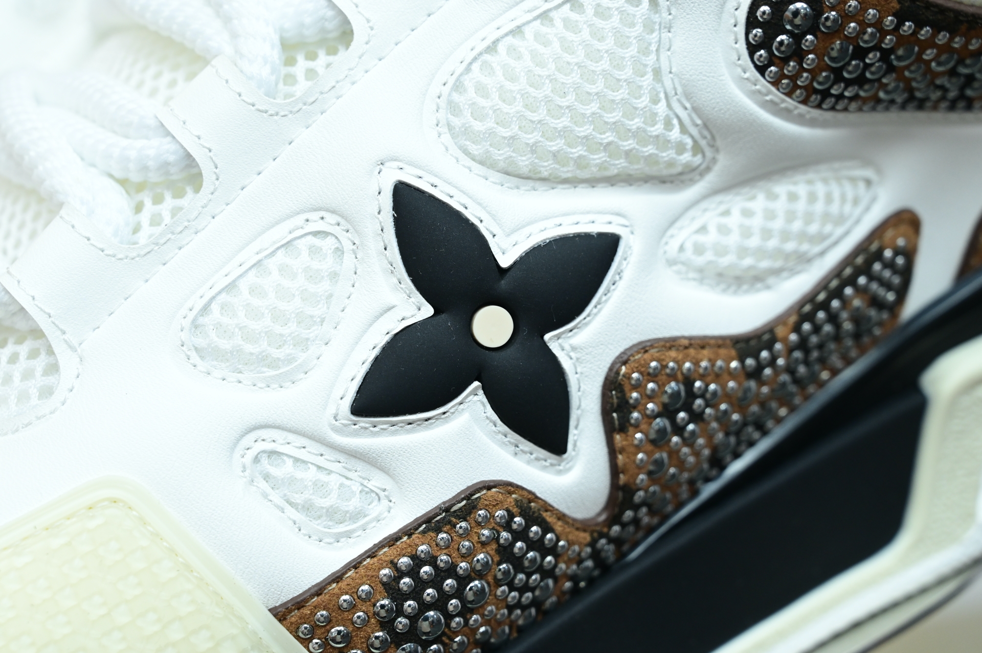 Louis Vuitton  LV  Skate