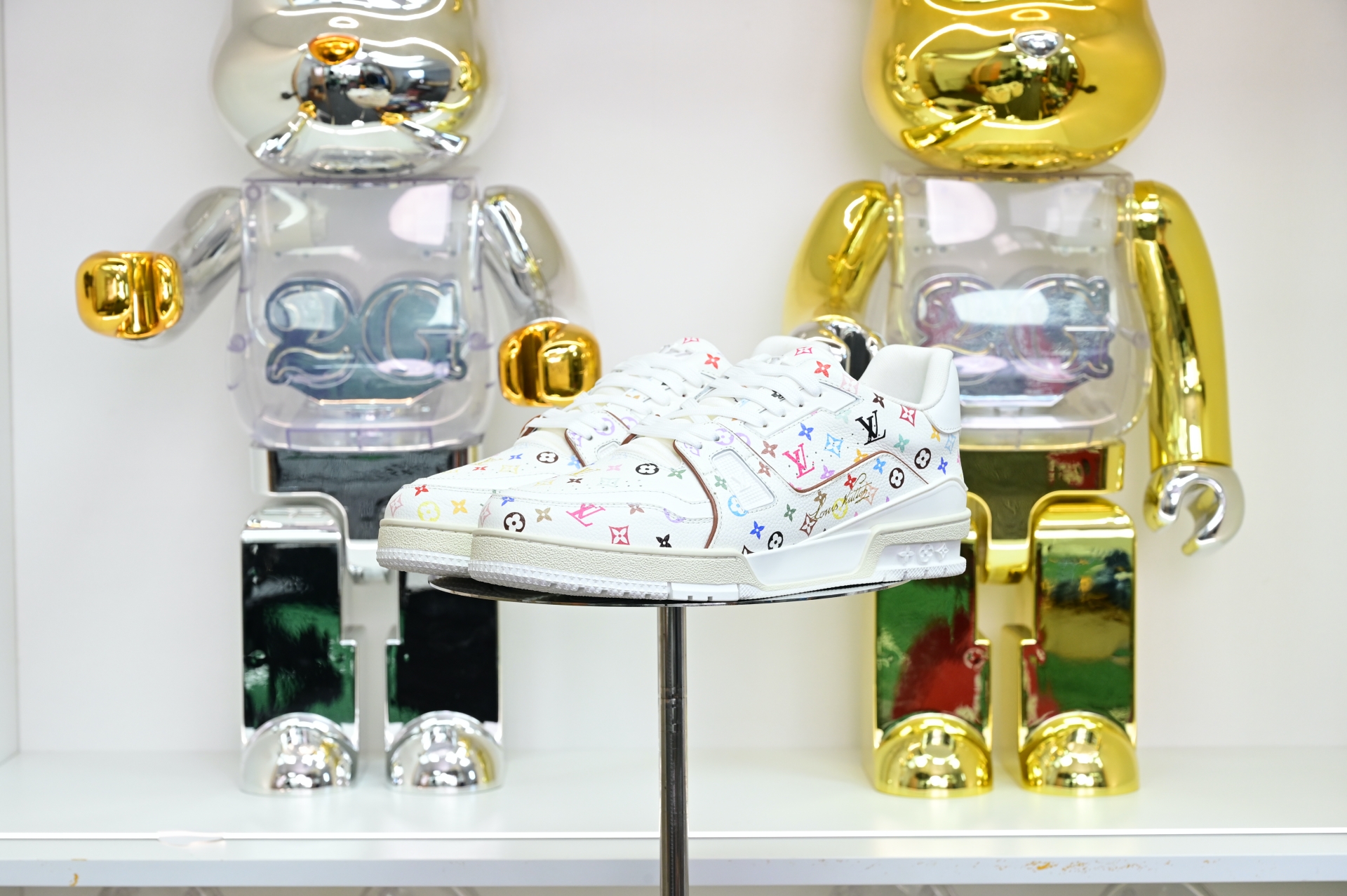 Takashi Murakami x Louis Vuitton  LV  Trainer