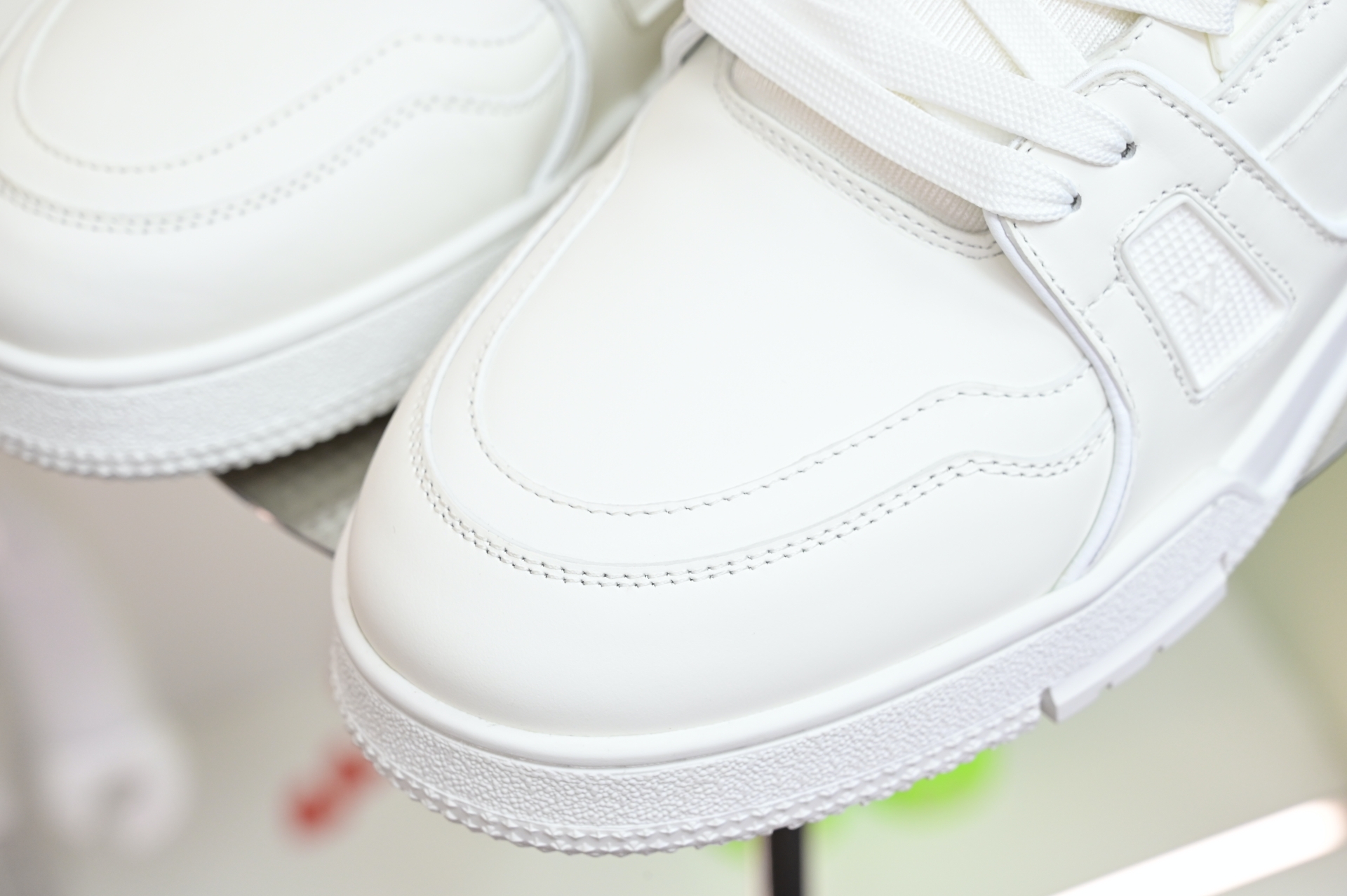 Louis Vuitton  LV   Trainer