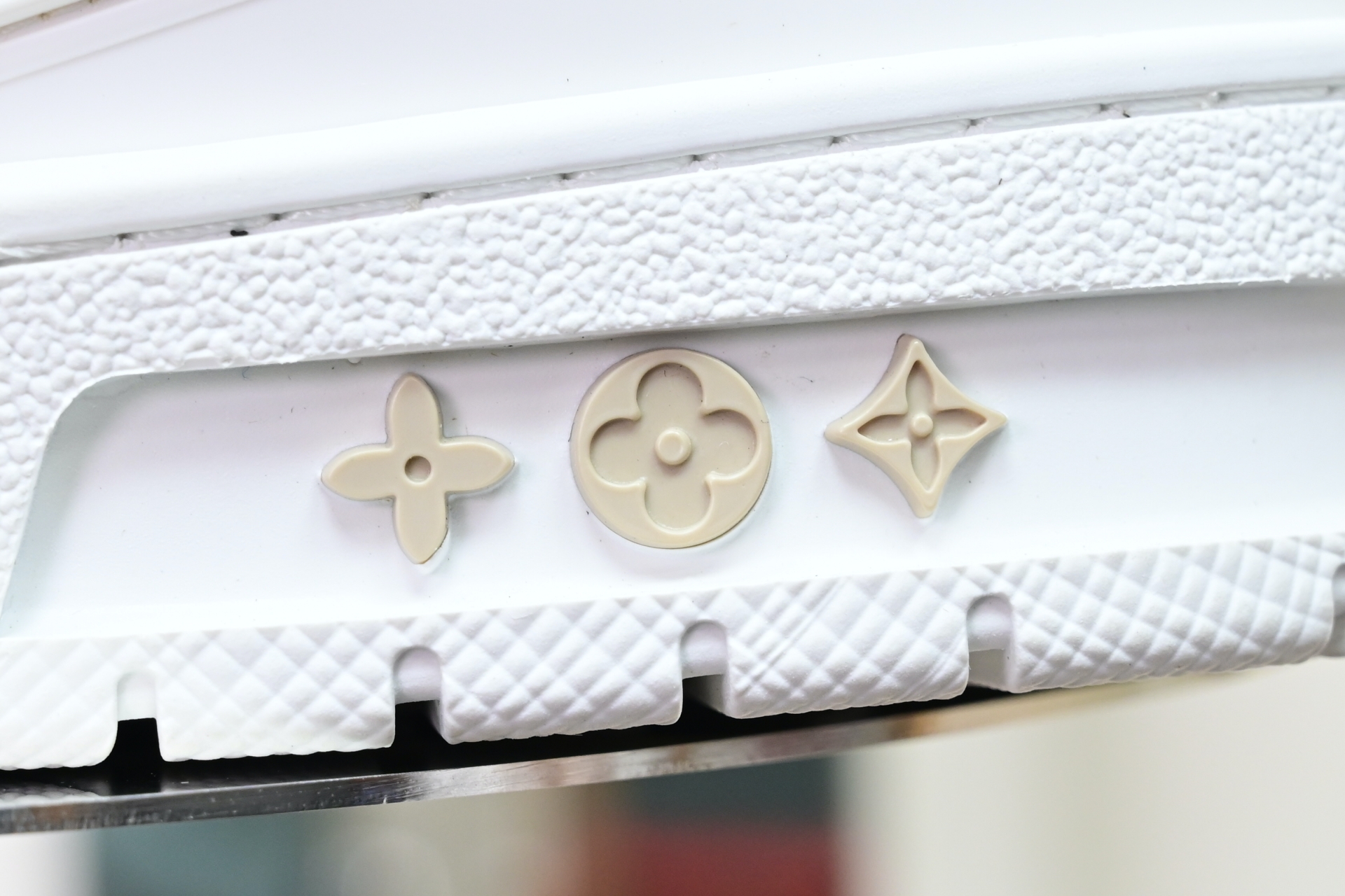 Louis Vuitton  LV  Skate