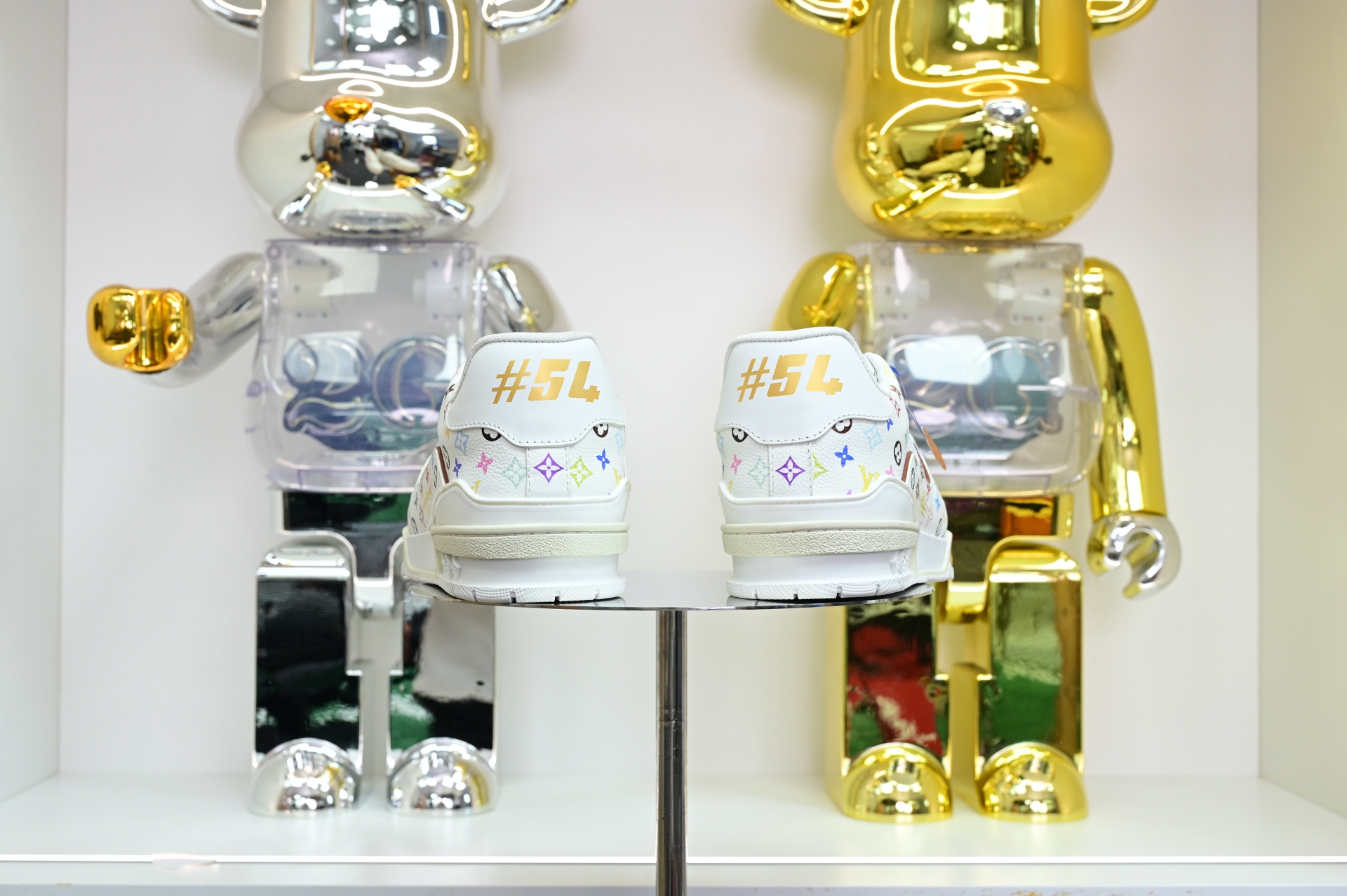 Takashi Murakami x Louis Vuitton  LV  Trainer