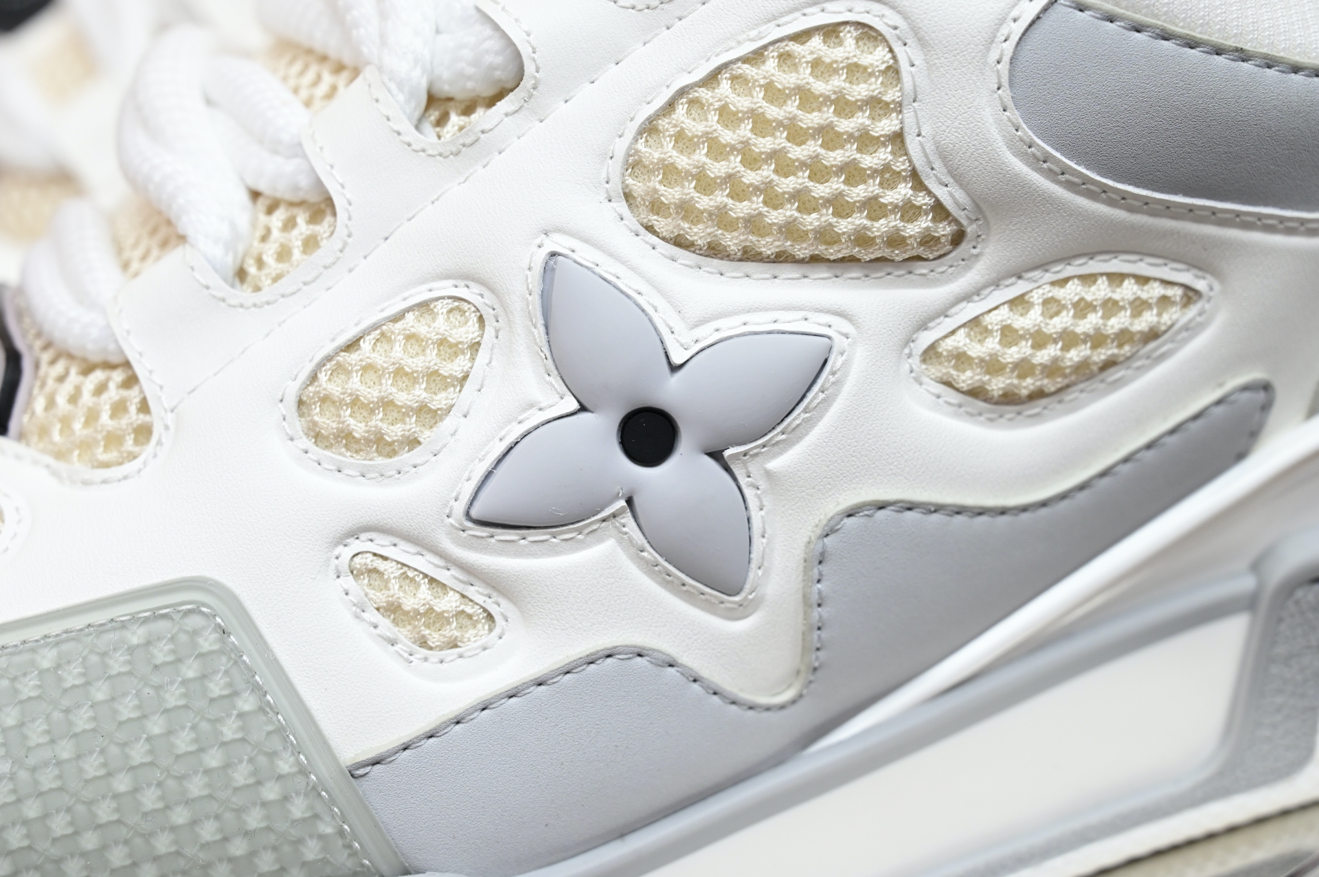 Louis Vuitton  LV  Skate