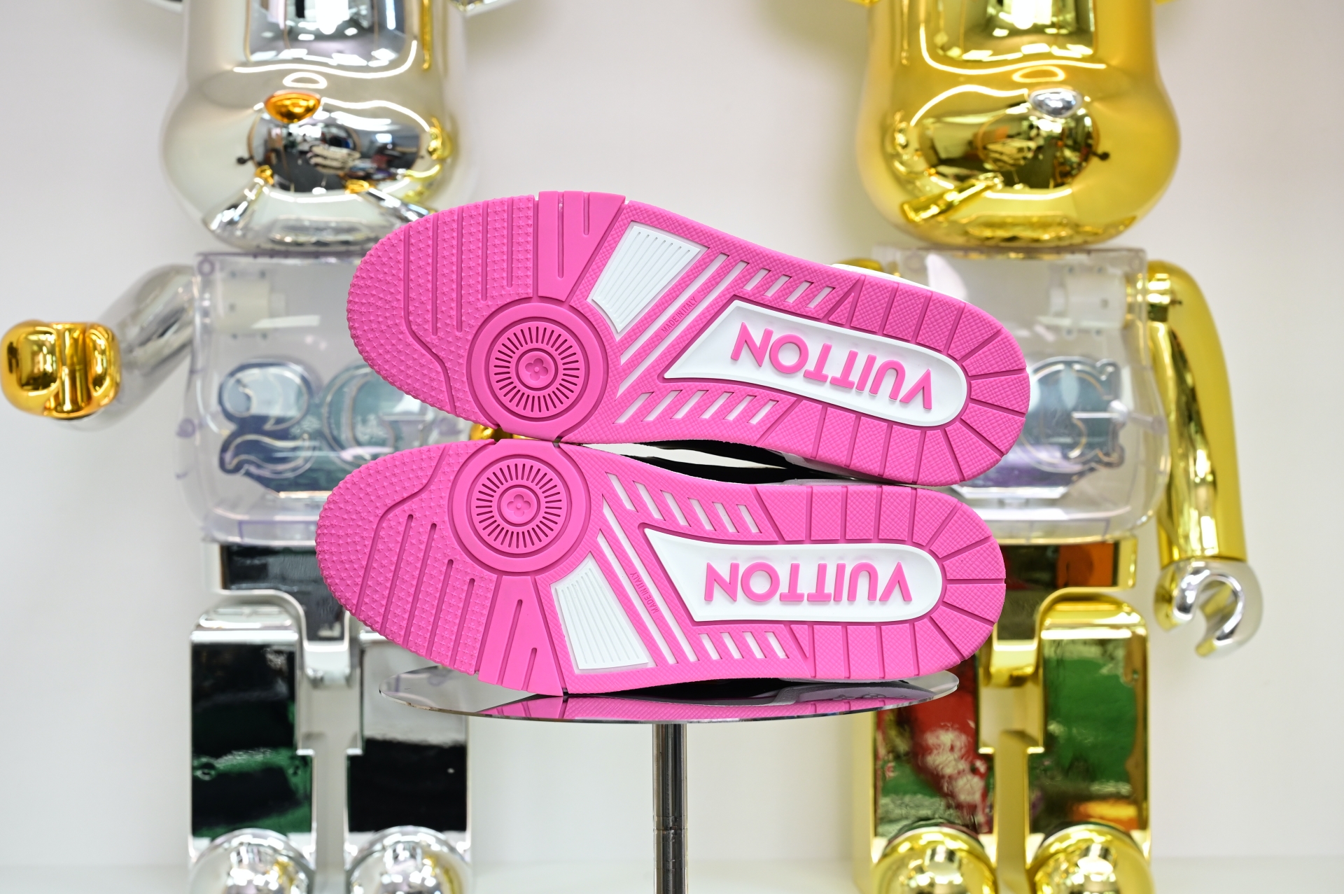 Louis Vuitton  LV   Trainer