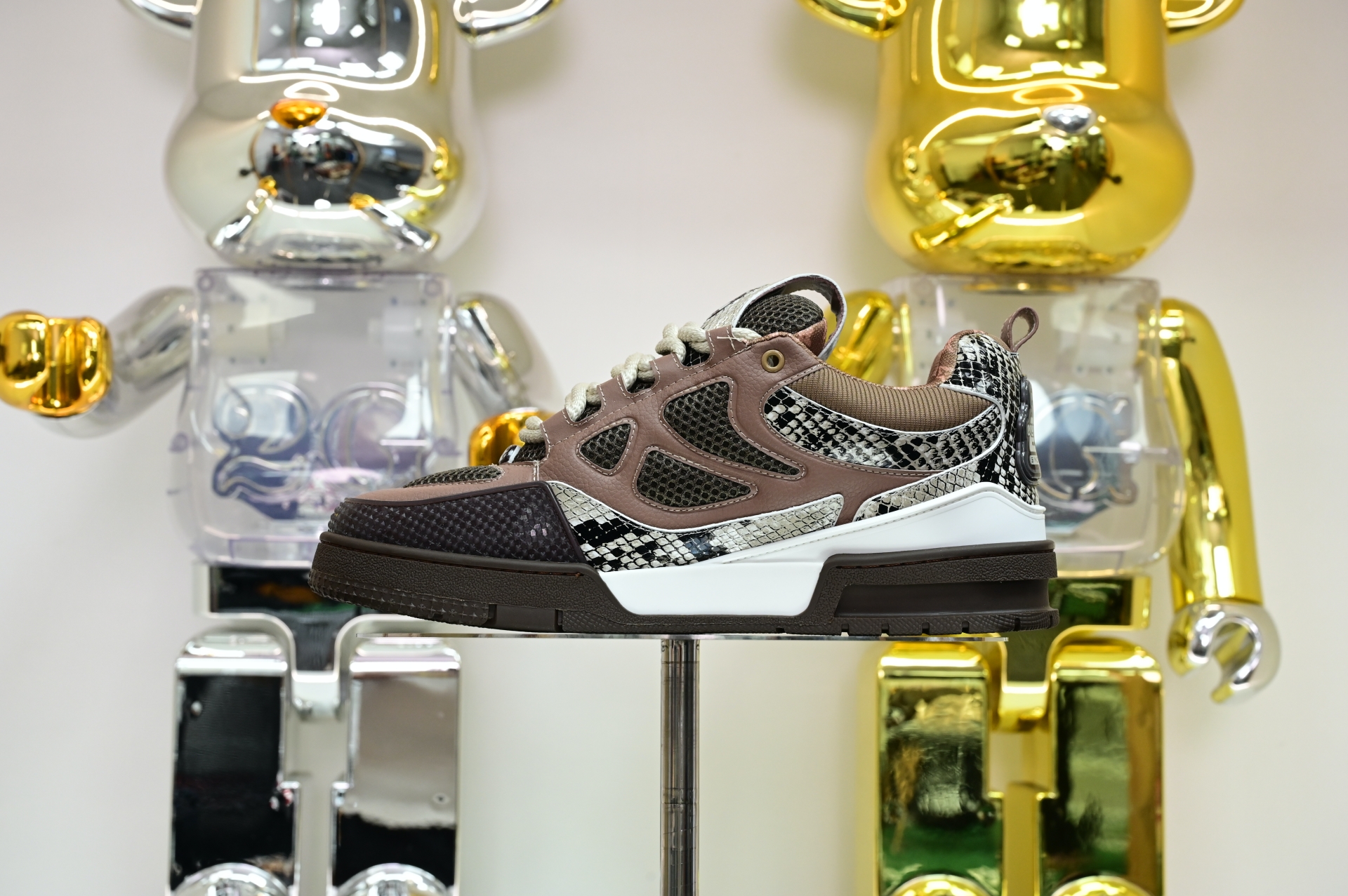 Louis Vuitton  LV  Skate