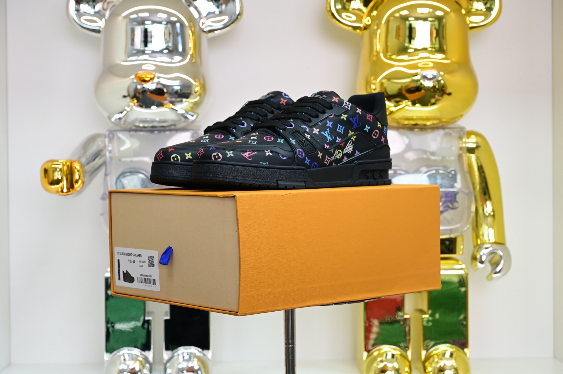 Takashi Murakami x Louis Vuitton  LV  Trainer