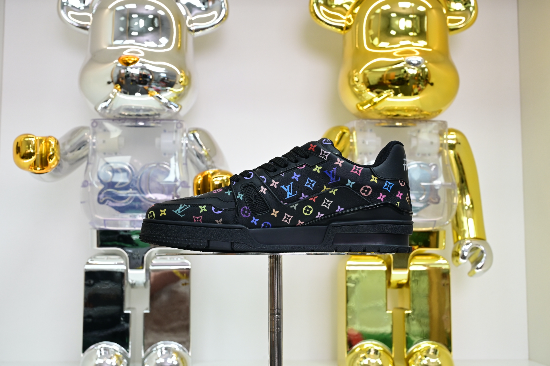 Takashi Murakami x Louis Vuitton  LV  Trainer