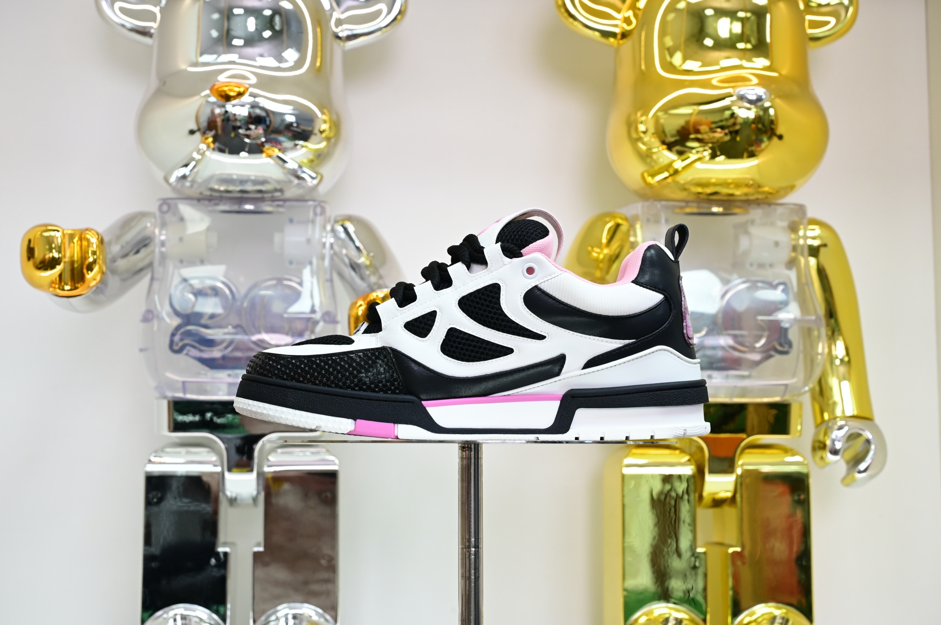 Louis Vuitton  LV  Skate