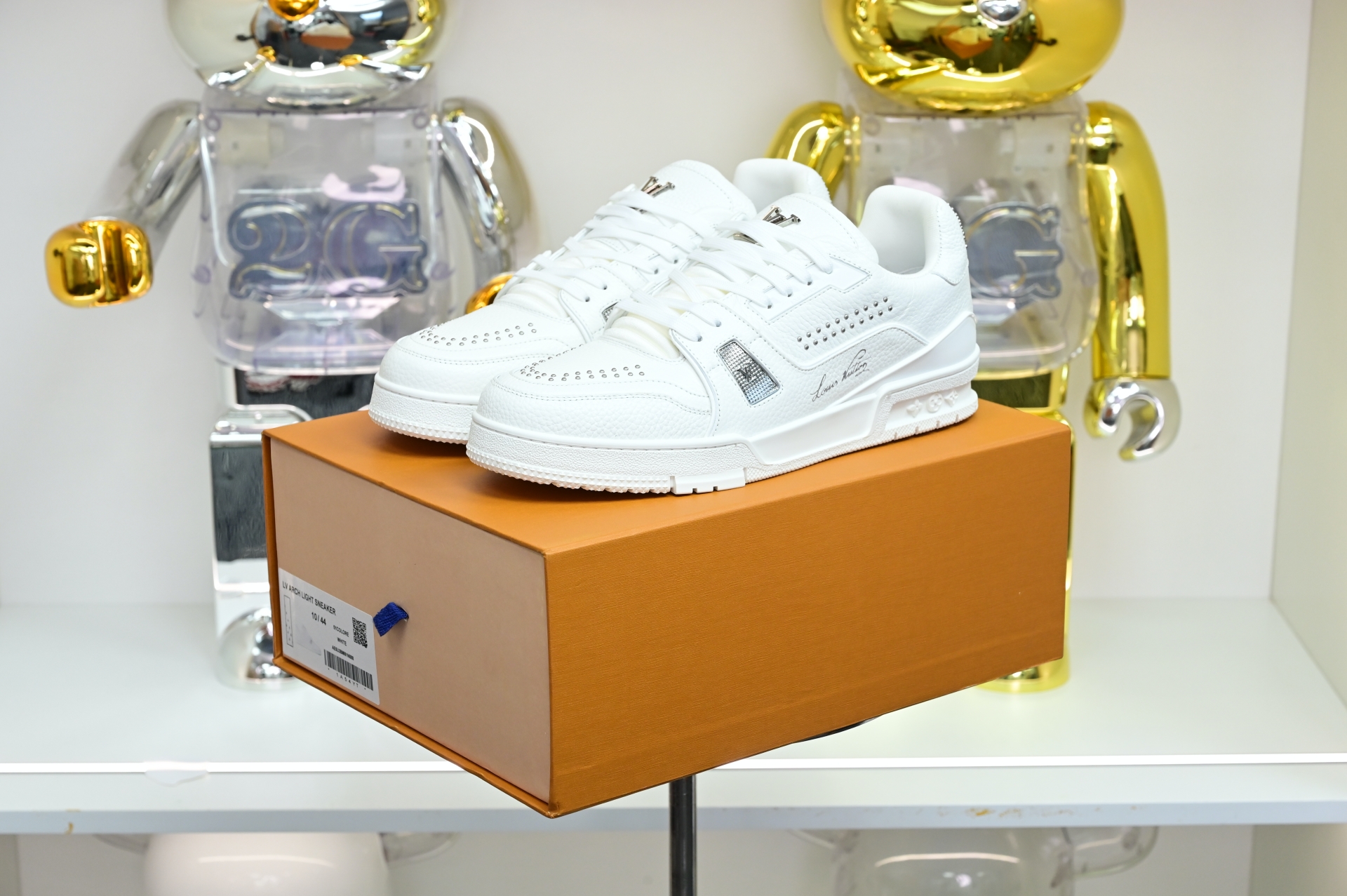 Louis Vuitton  LV   Trainer