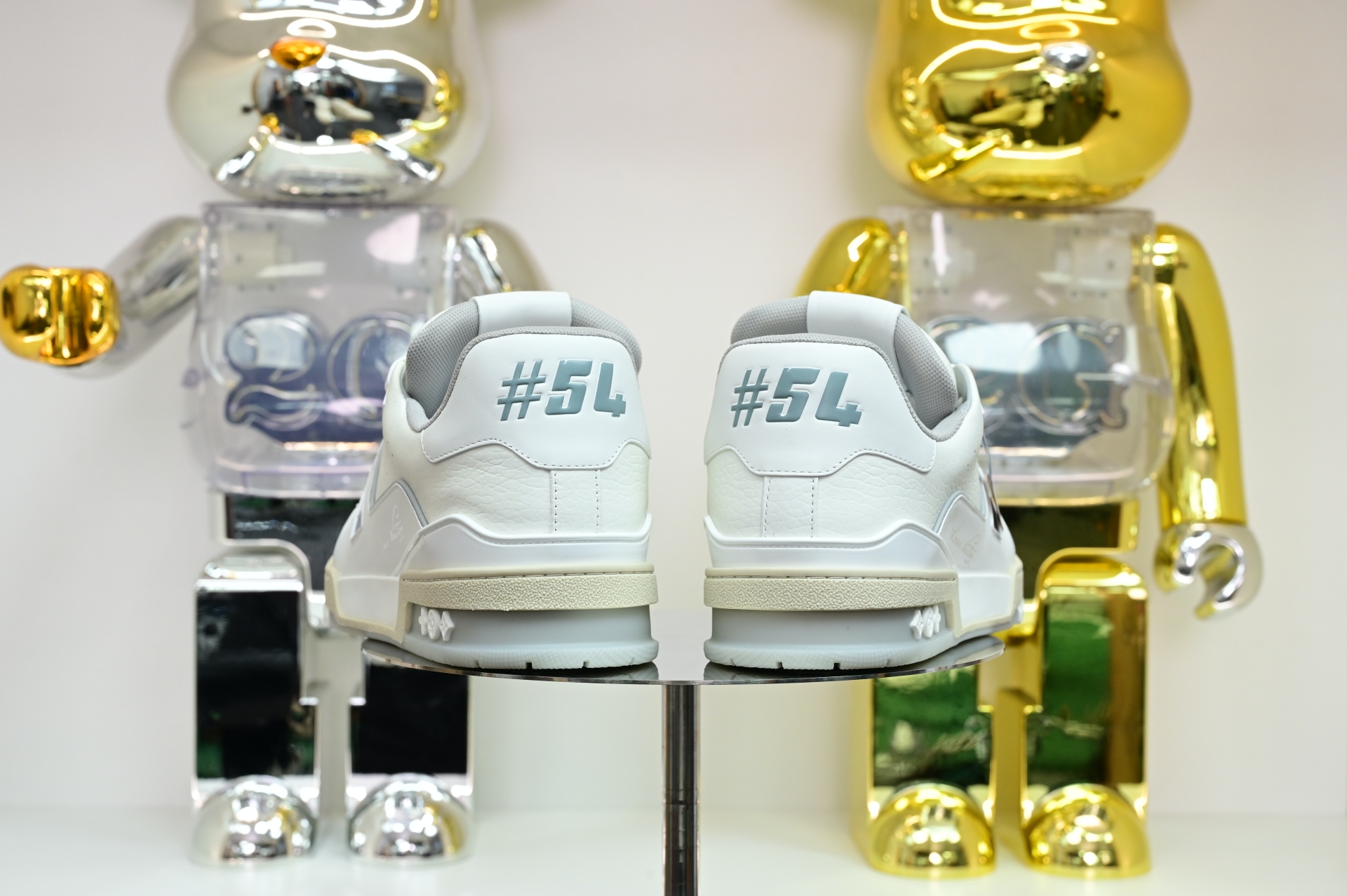 Louis Vuitton  LV   Trainer