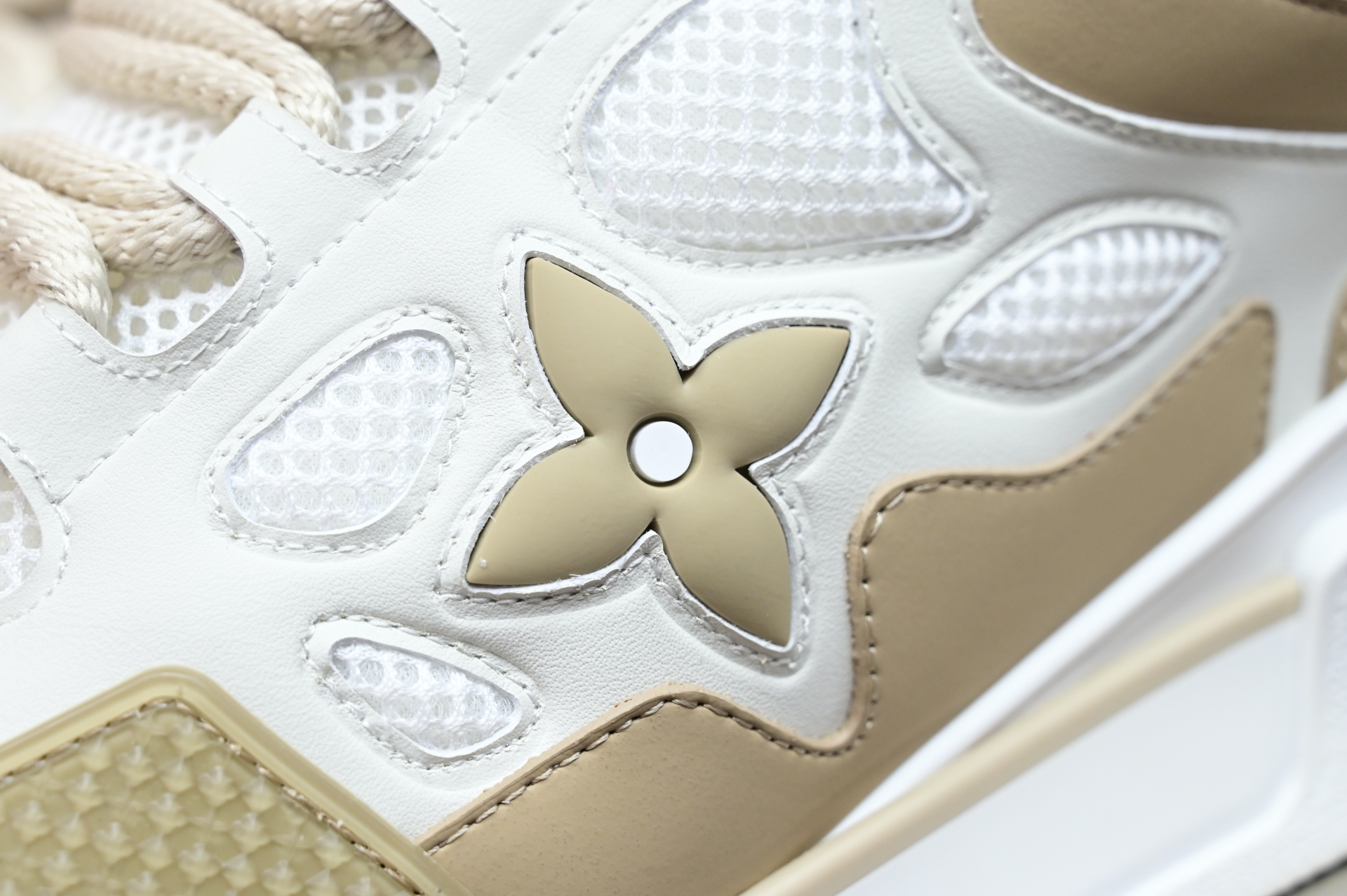 Louis Vuitton  LV  Skate