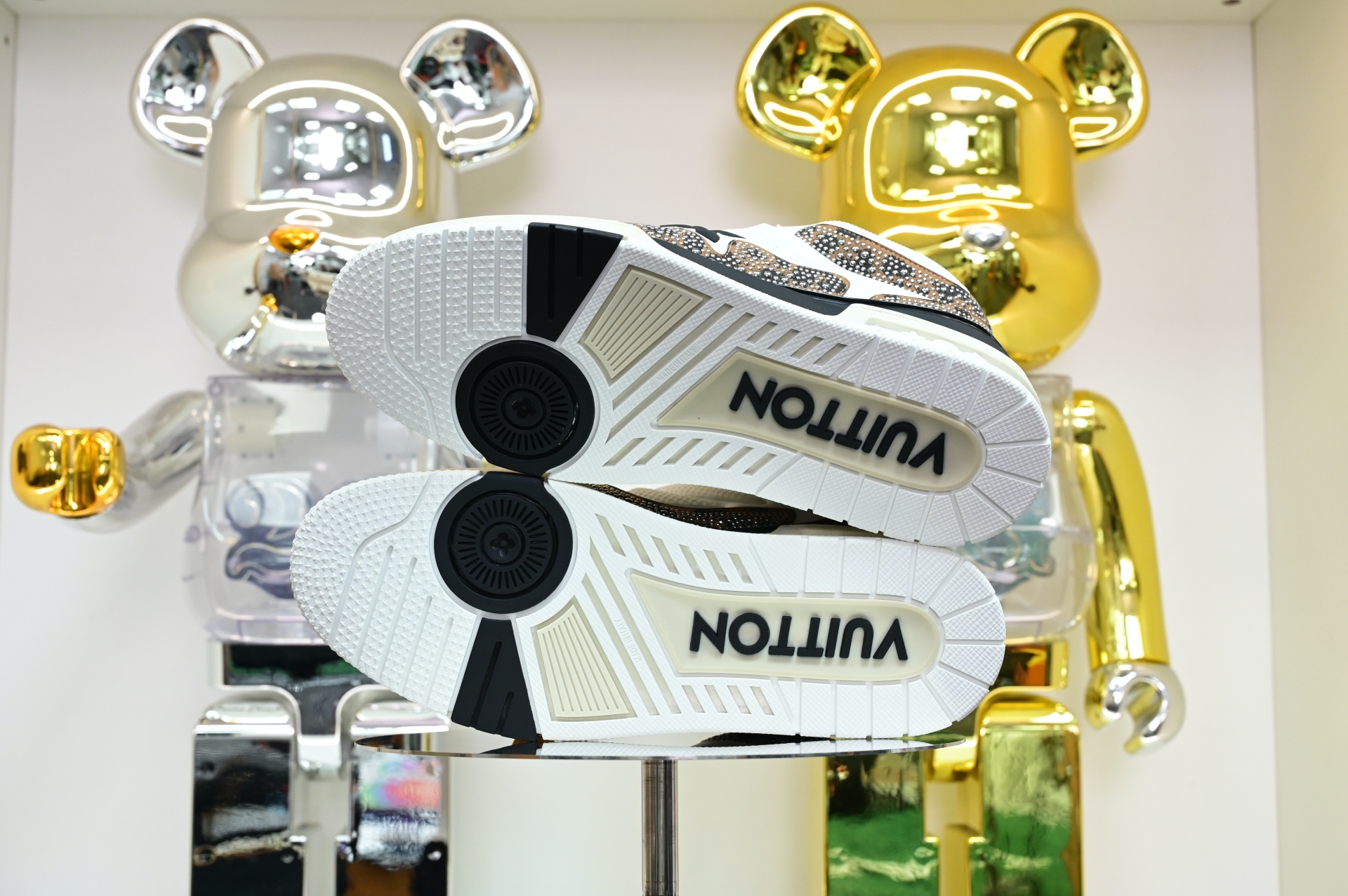 Louis Vuitton  LV  Skate