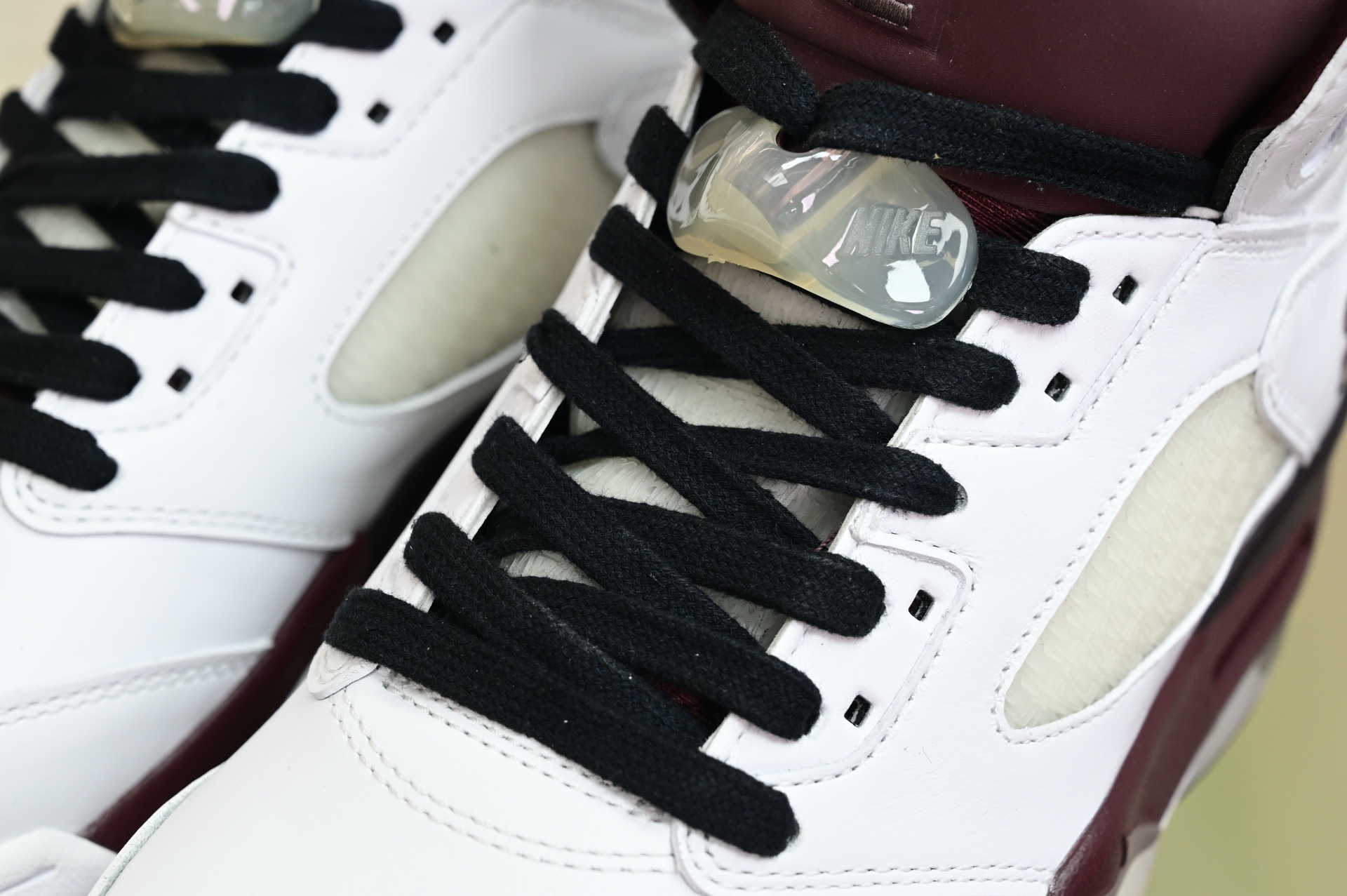 A Ma Maniére x  Air Jordan 5“Burgundy Crush” IB1528-100