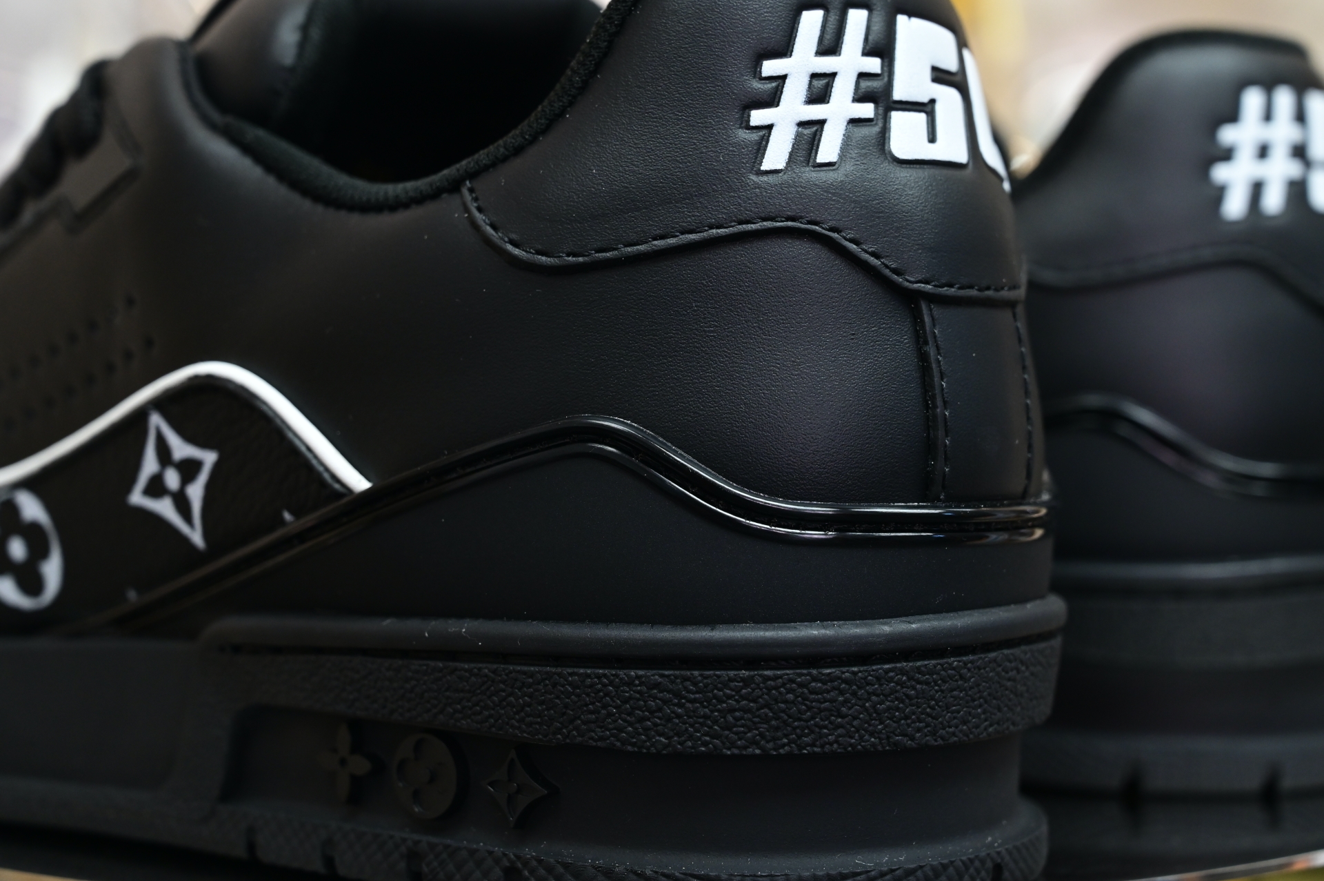 Louis Vuitton  LV   Trainer