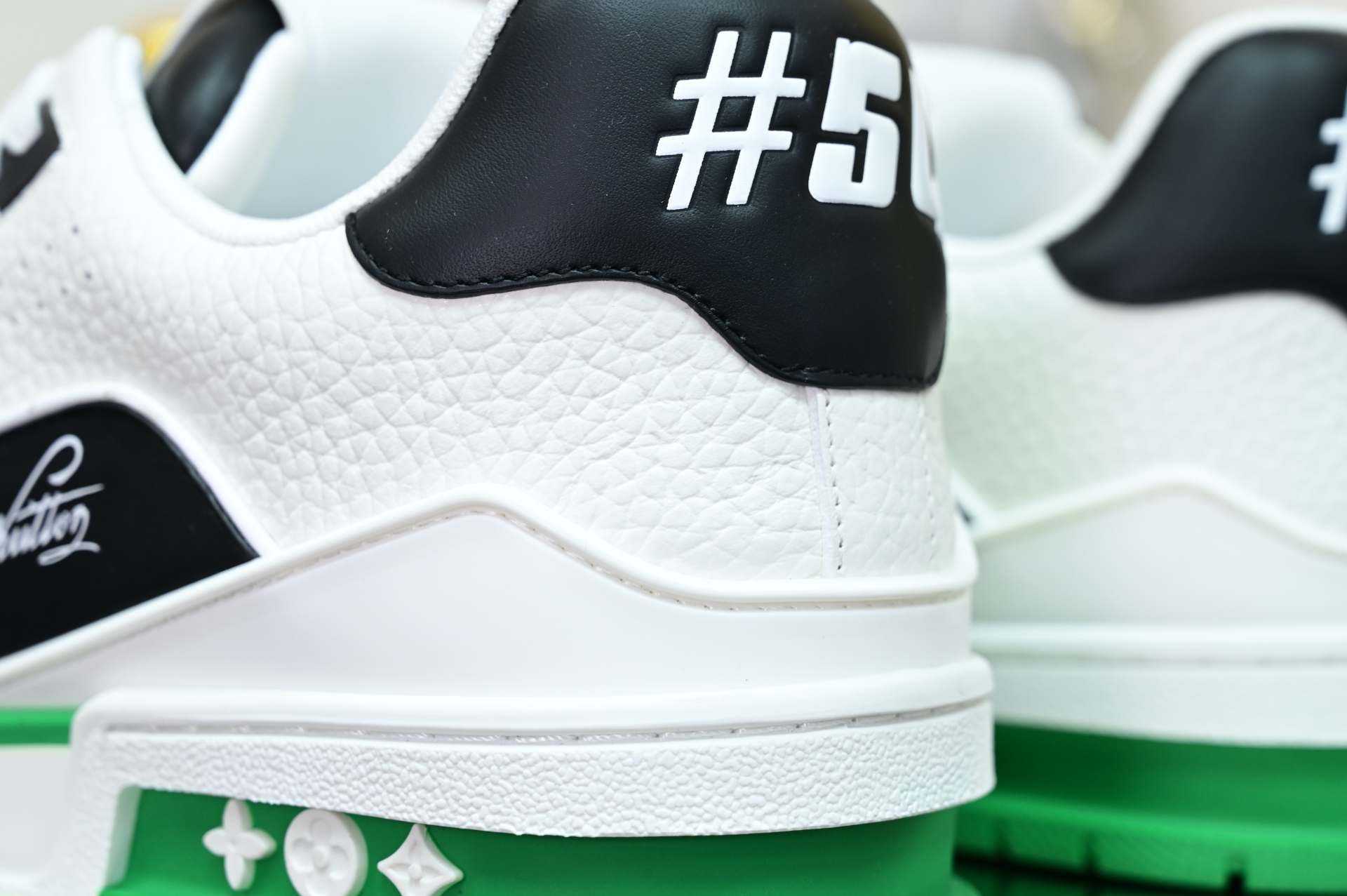 Louis Vuitton  LV   Trainer