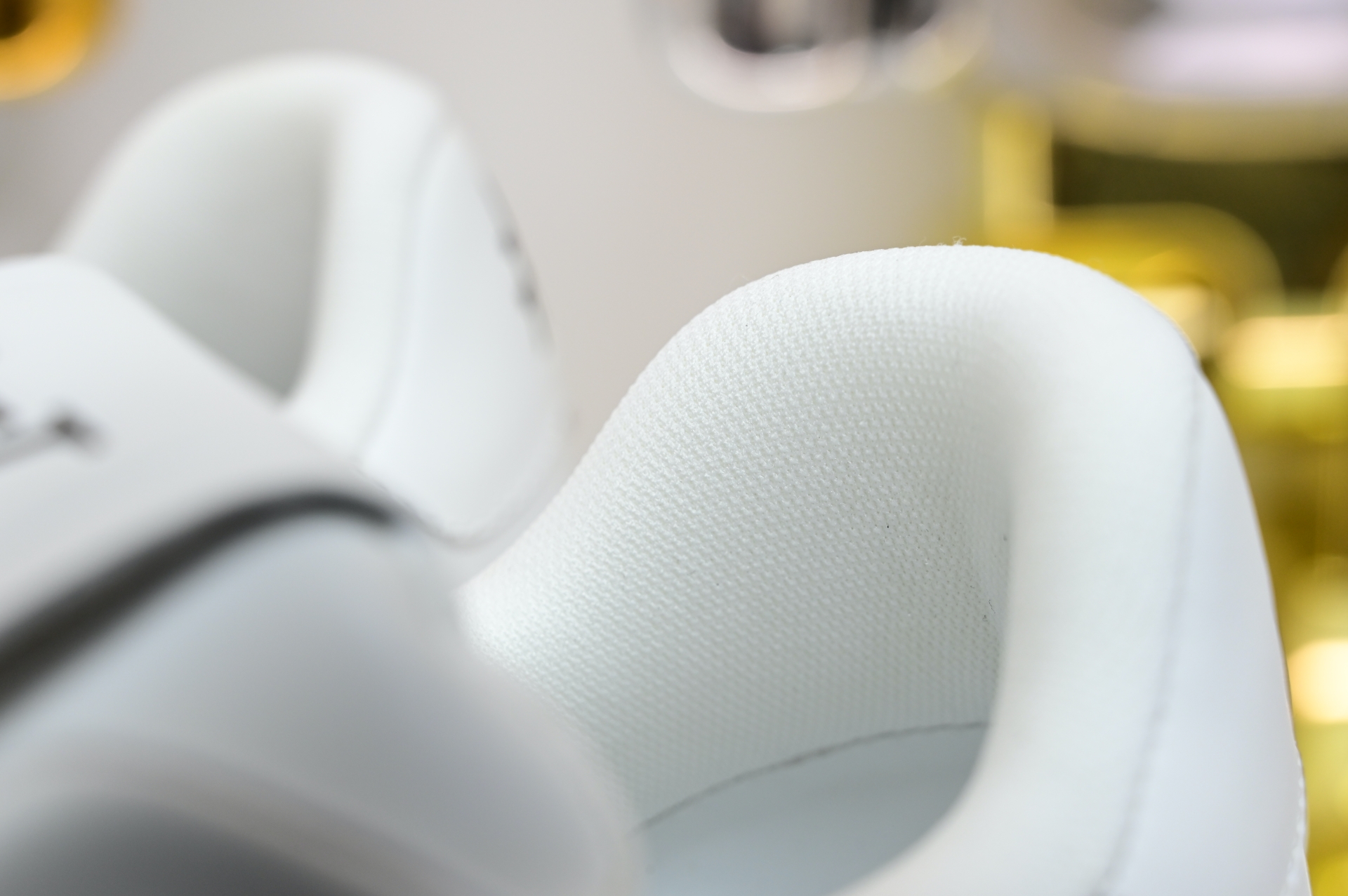 Louis Vuitton  LV   Trainer