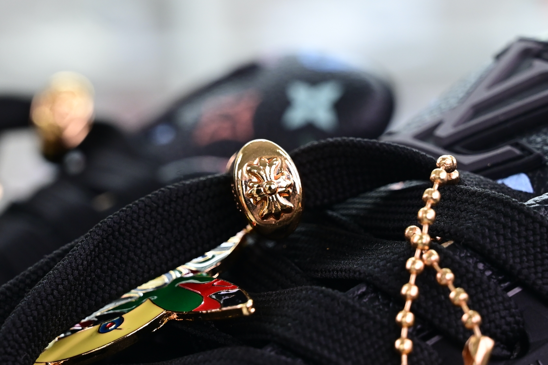 Takashi Murakami x Louis Vuitton  LV  Trainer