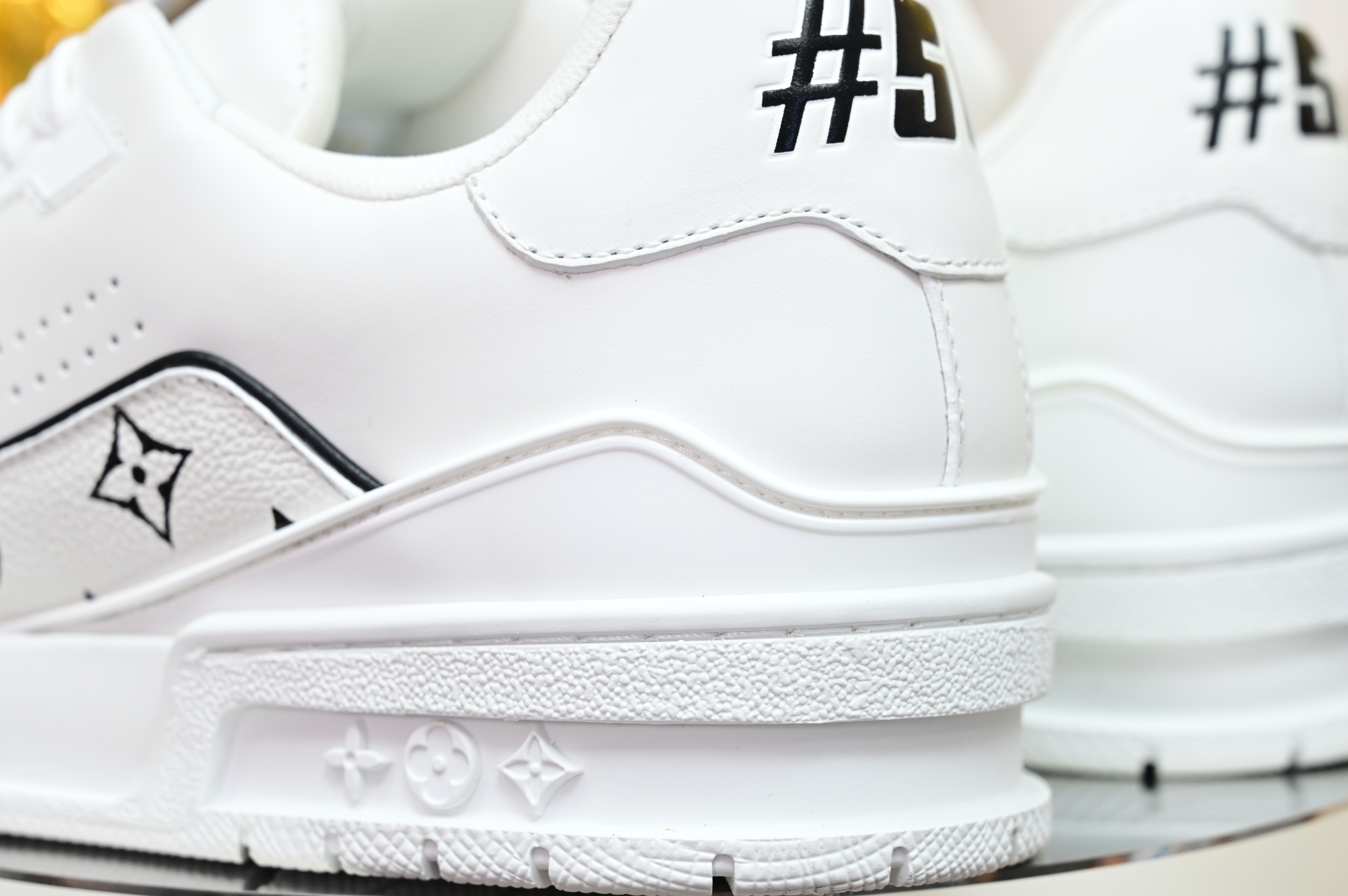 Louis Vuitton  LV   Trainer