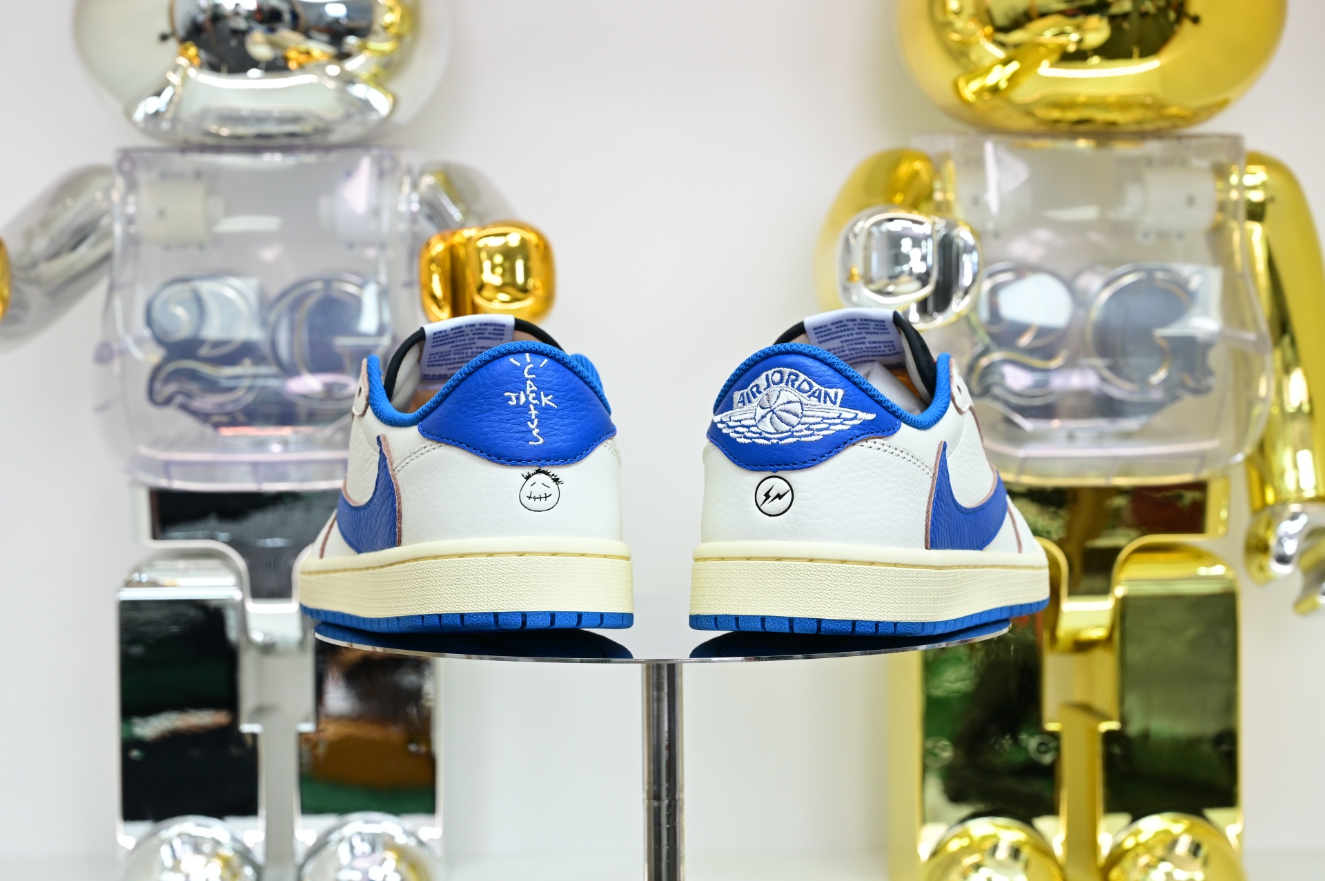 Travis Scott x Jordan Air Jordan 1 Low OG