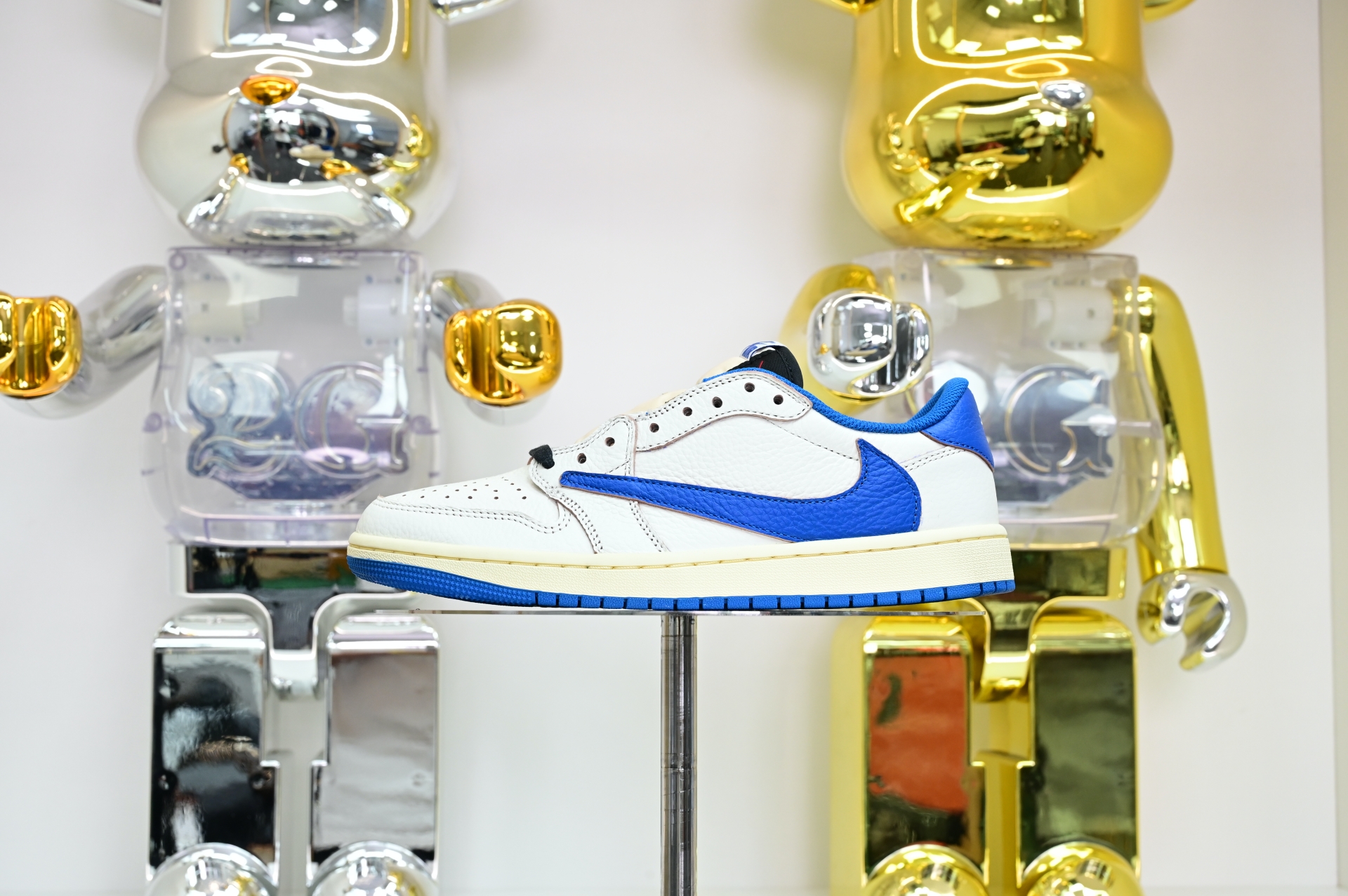 Travis Scott x Jordan Air Jordan 1 Low OG