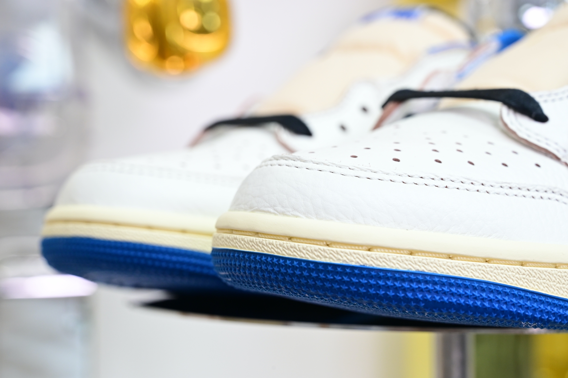 Travis Scott x Jordan Air Jordan 1 Low OG