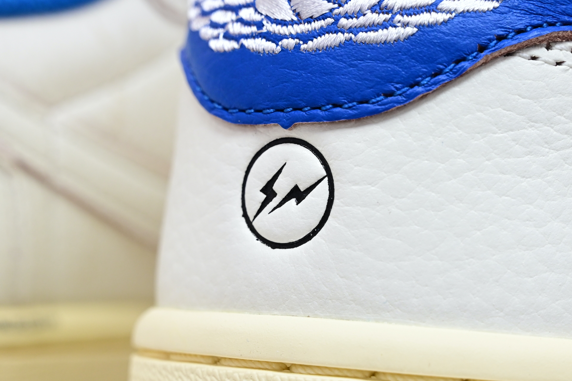 Travis Scott x Jordan Air Jordan 1 Low OG