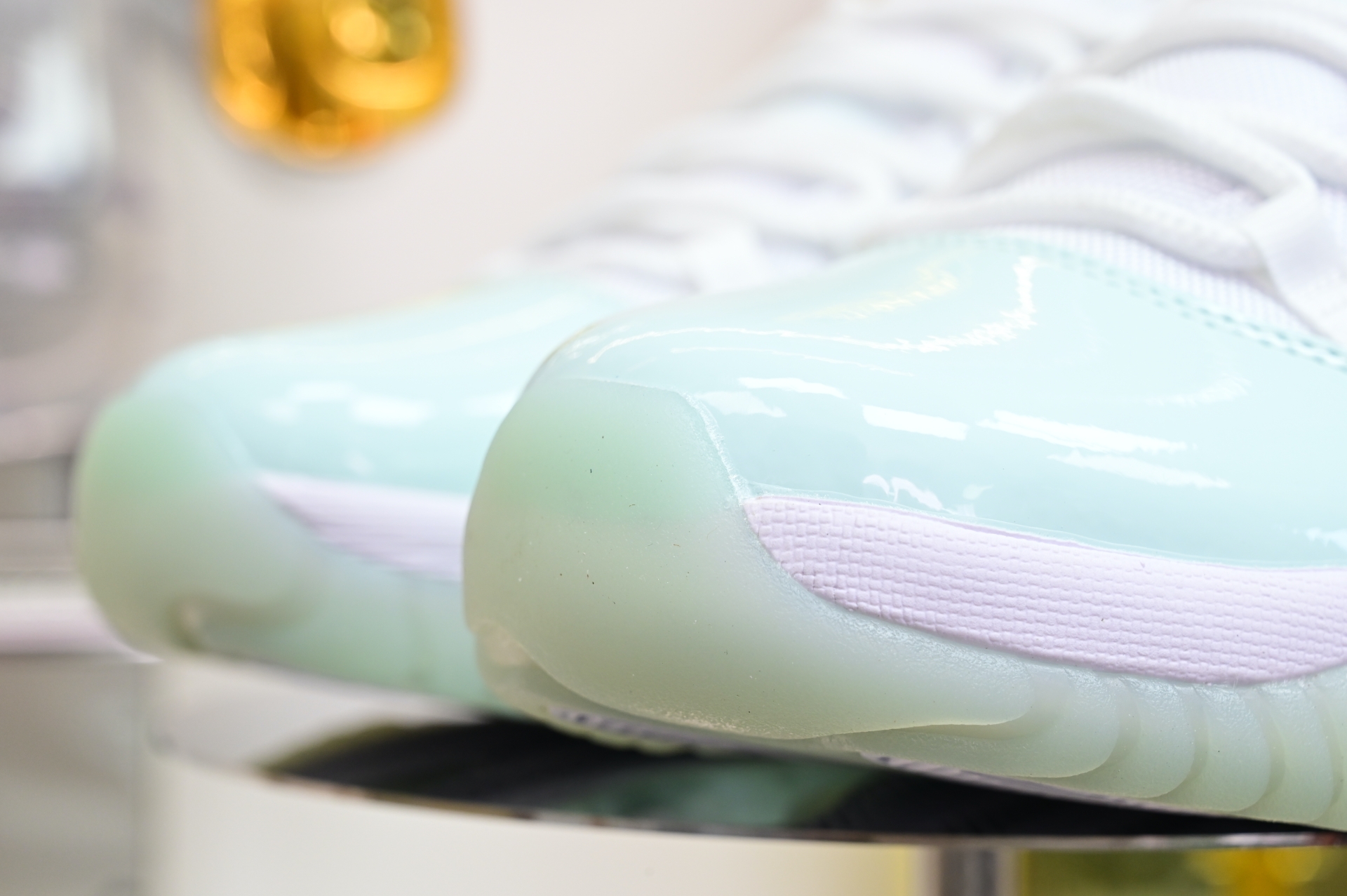 Air Jordan 11 LOW  AH7860-103