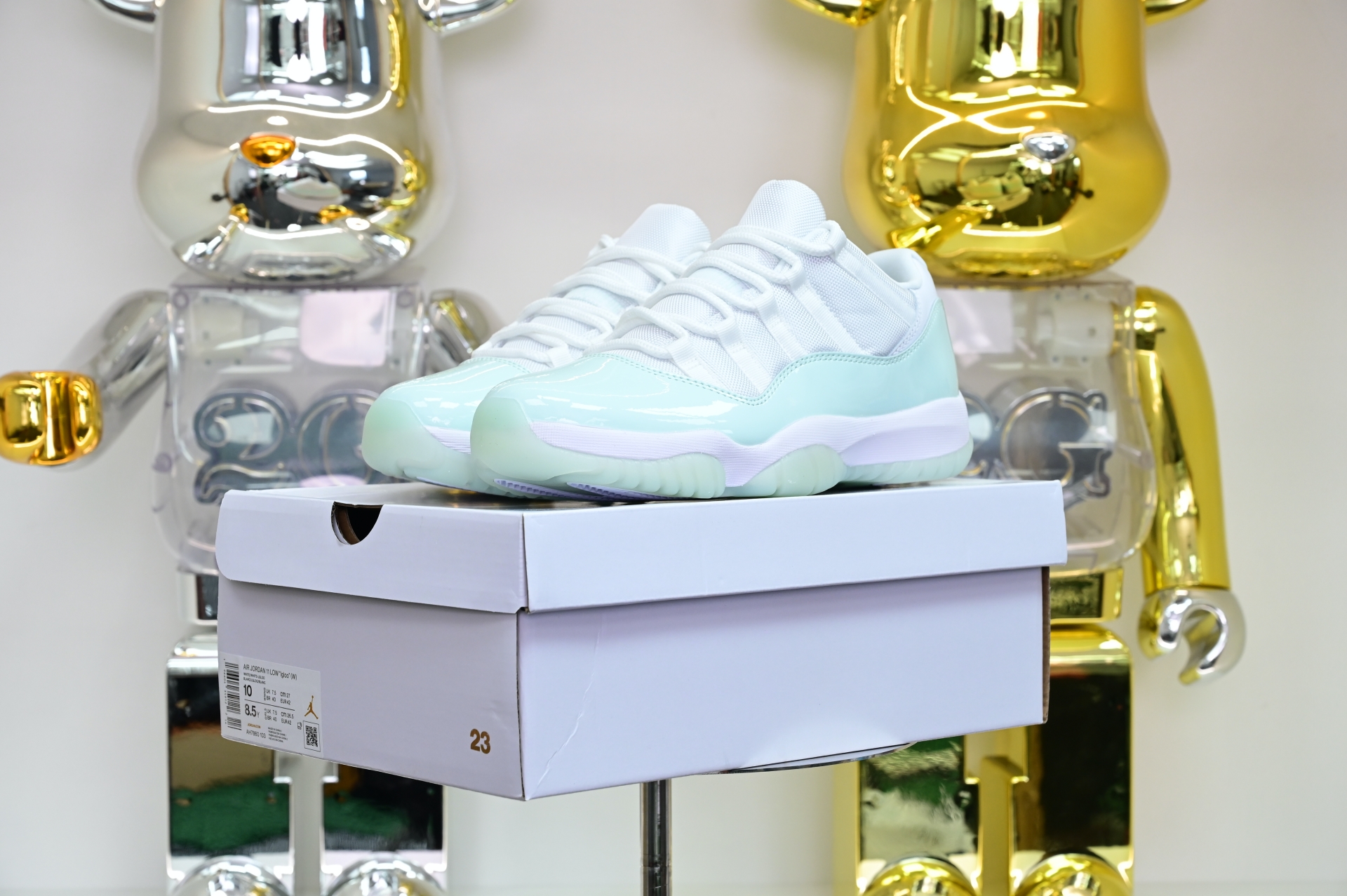 Air Jordan 11 LOW AH7860-103