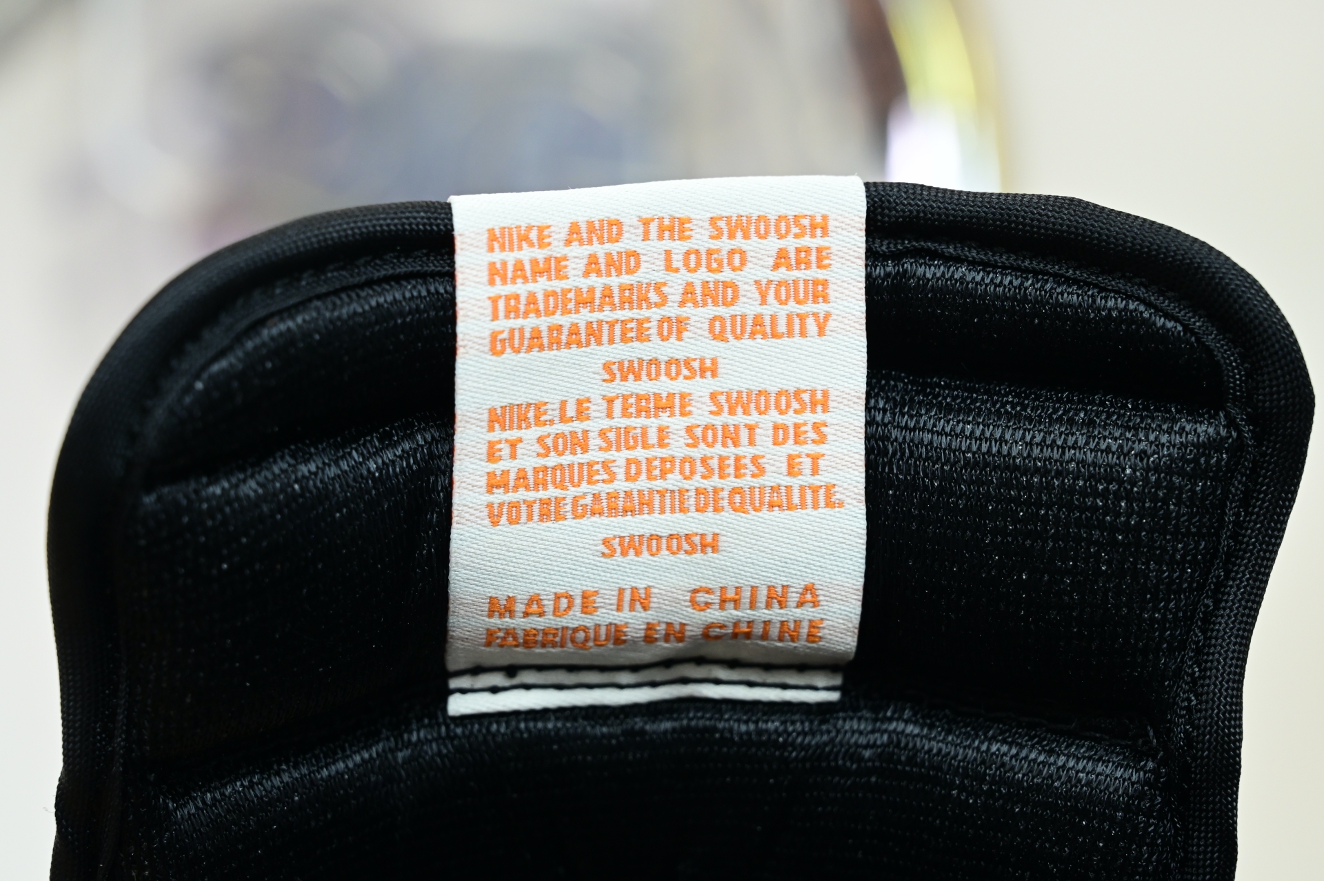 Air Jordan 1“Shattered Backboard” DZ5485-008