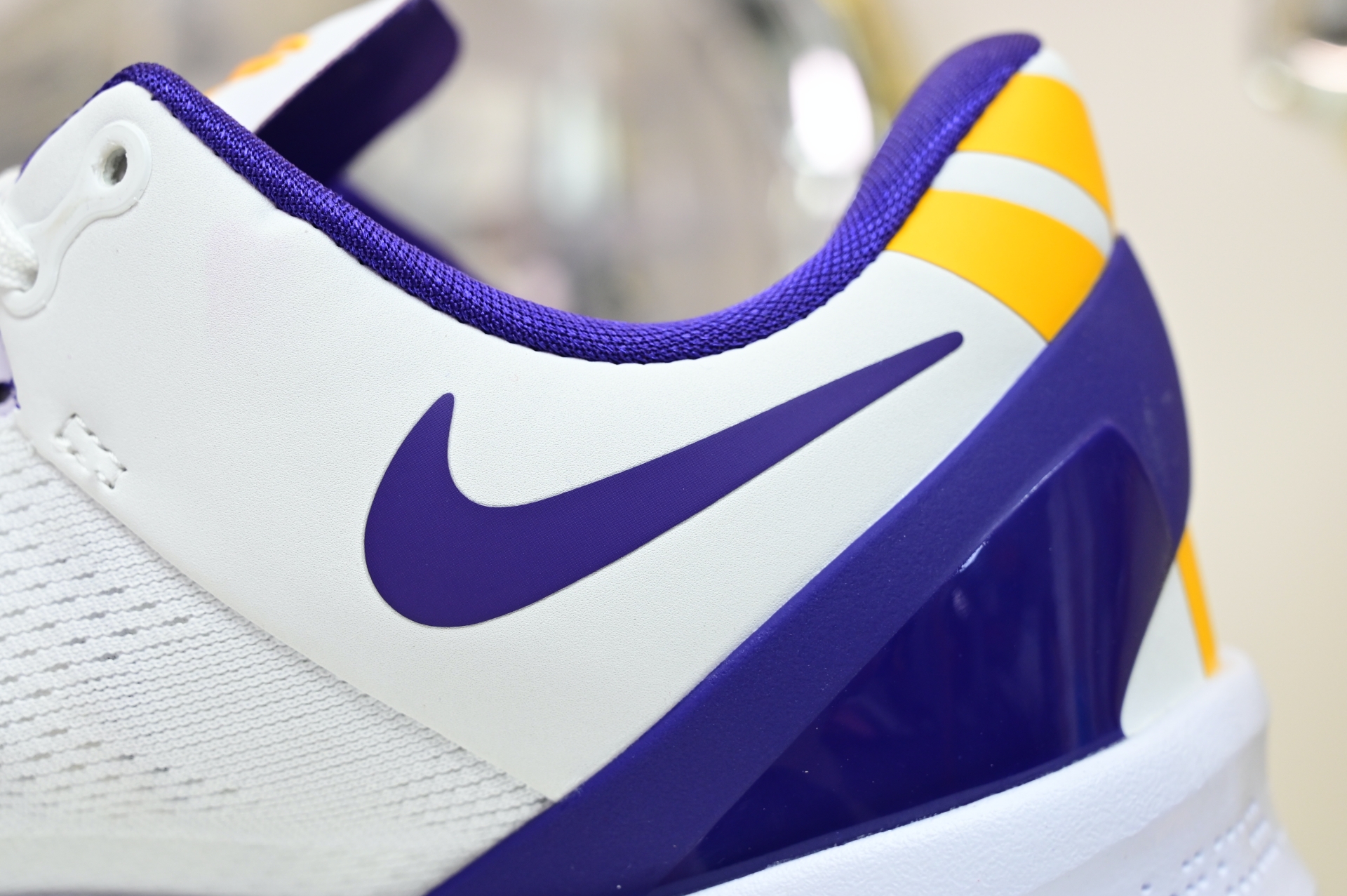 Nike Zoom Kobe 8 PROTROBTANC COURT PURPLE    HF7485 001