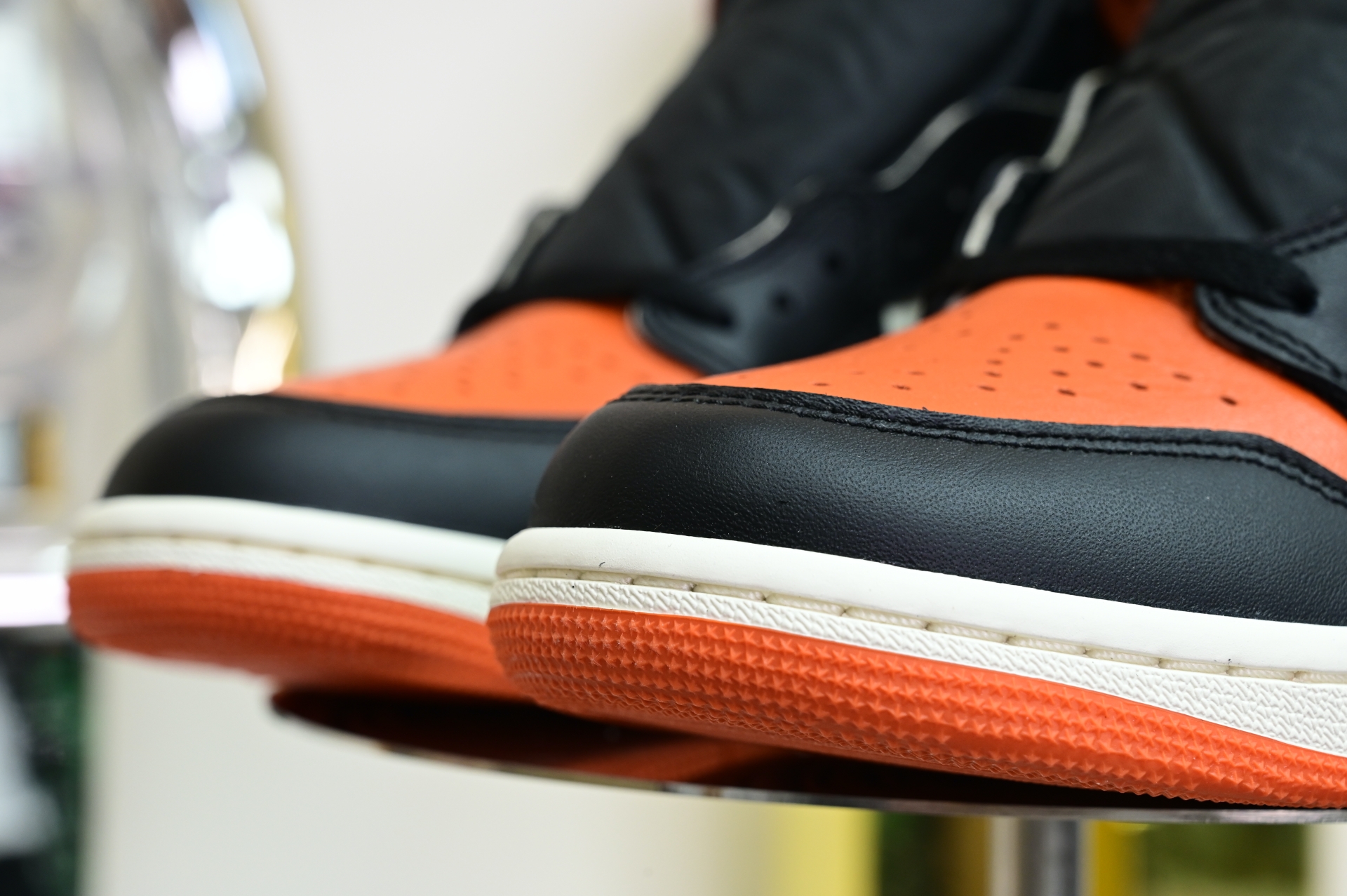 Air Jordan 1“Shattered Backboard” DZ5485-008