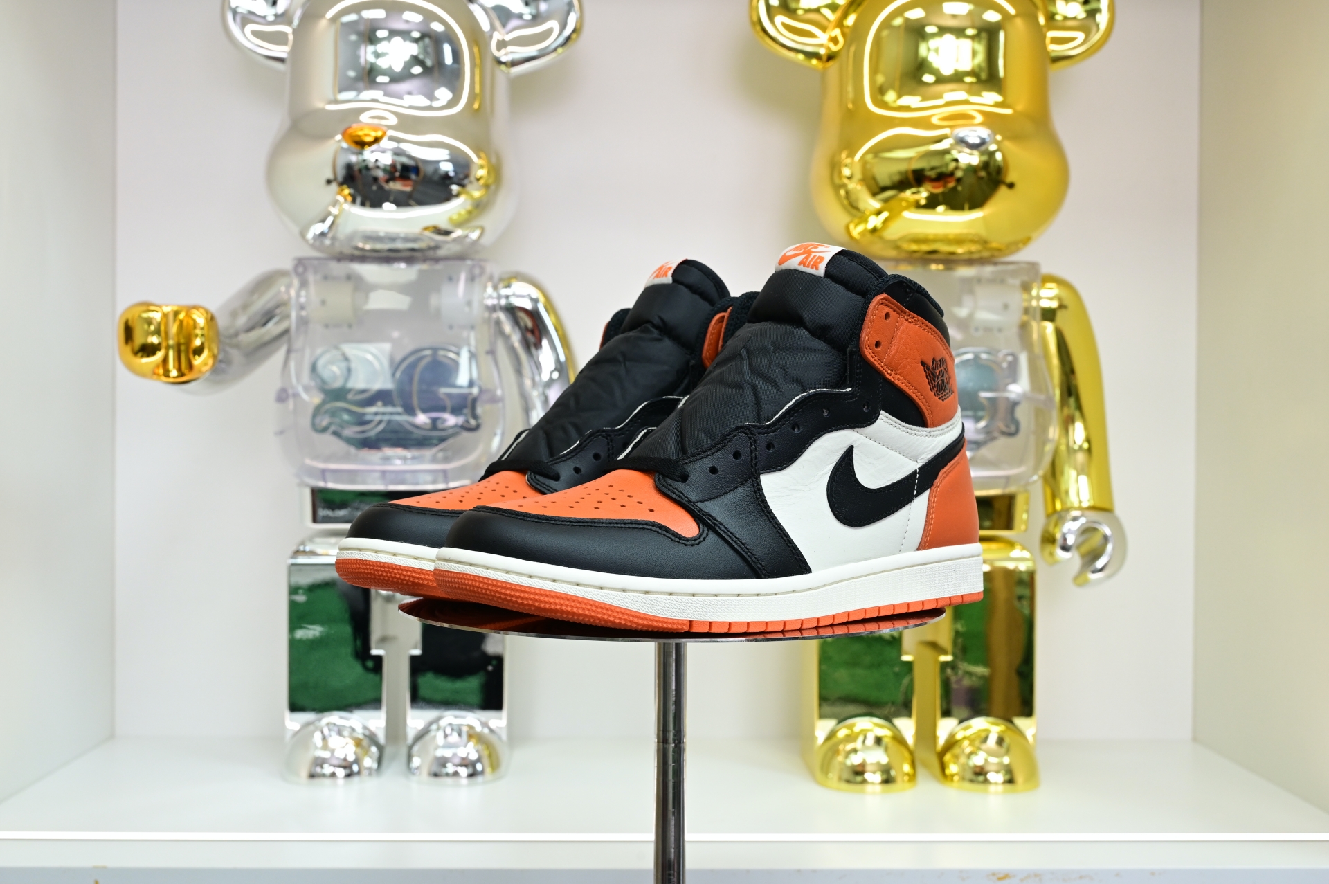 Air Jordan 1“Shattered Backboard” DZ5485-008